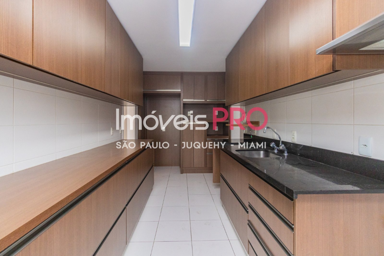 Foto :: https://assets.imoveispro.com.br/thumb/IP39307/apartamento-venda-brooklin_IP39307_11_1920x1080.jpg?