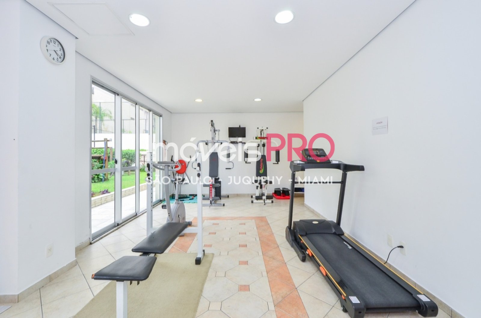 Foto :: https://assets.imoveispro.com.br/thumb/IP39313/apartamento-venda-vila-mariana_IP39313_35_1920x1080.jpg?