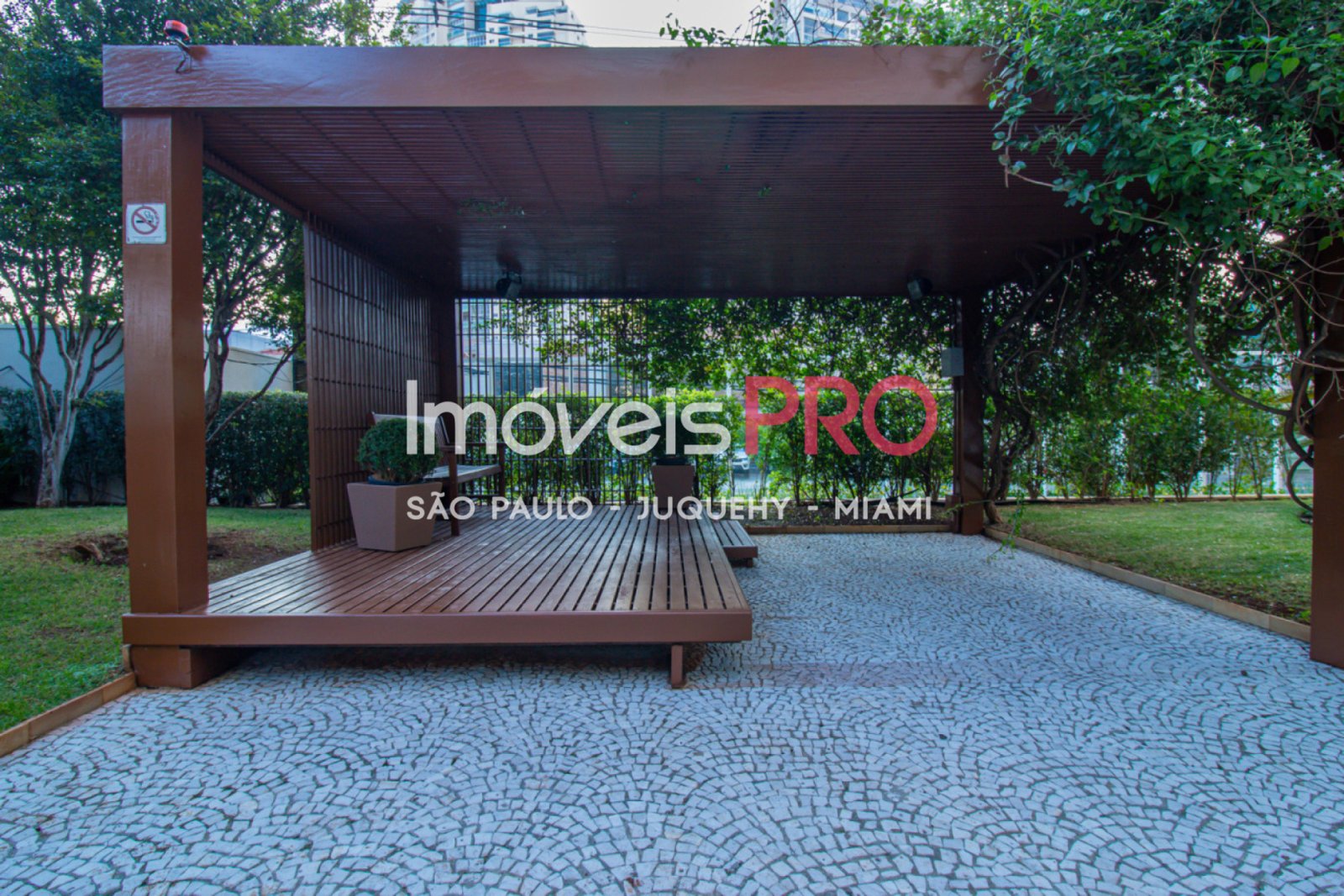 Foto :: https://assets.imoveispro.com.br/thumb/IP39318/apartamento-venda-brooklin_IP39318_35_1920x1080.jpg?