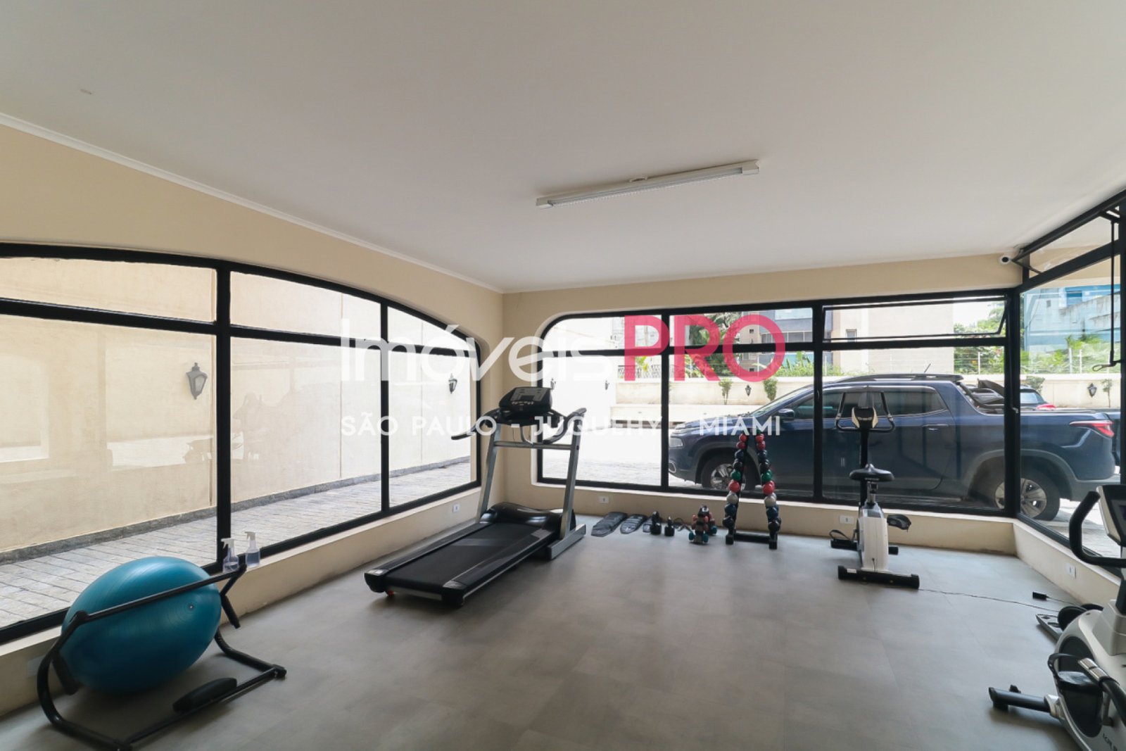 Foto :: https://assets.imoveispro.com.br/thumb/IP39322/apartamento-aluguel-campo-belo_IP39322_23_1920x1080.jpg?