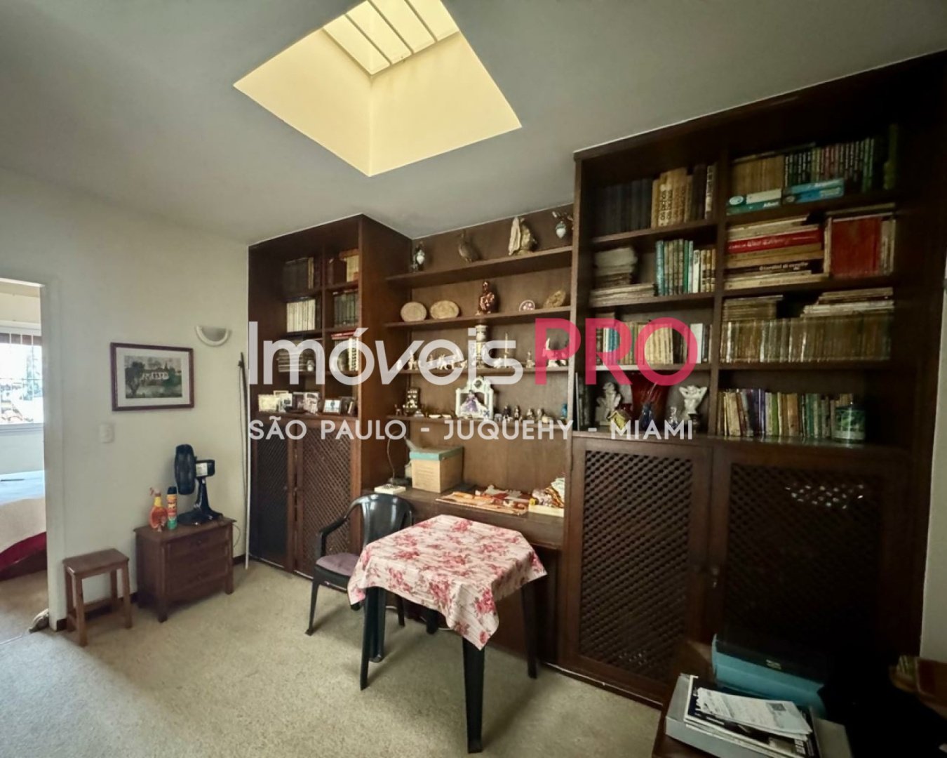 Foto :: https://assets.imoveispro.com.br/thumb/IP39327/casa-venda-campo-belo_IP39327_11_1920x1080.jpg?