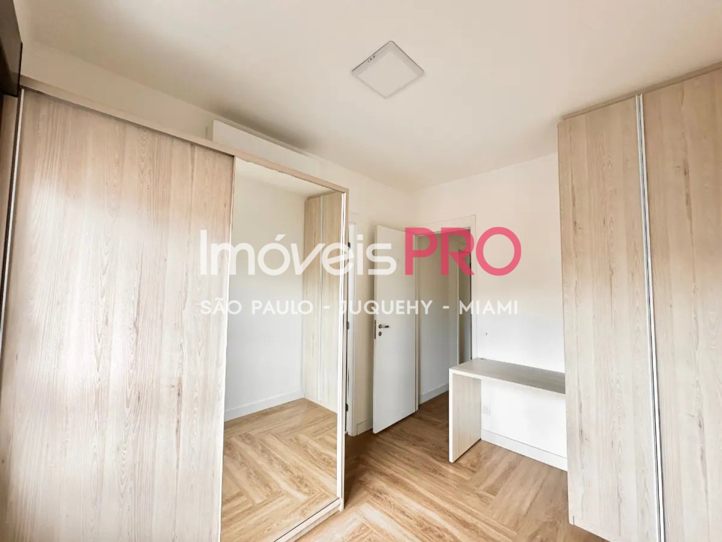 Foto :: IP39334