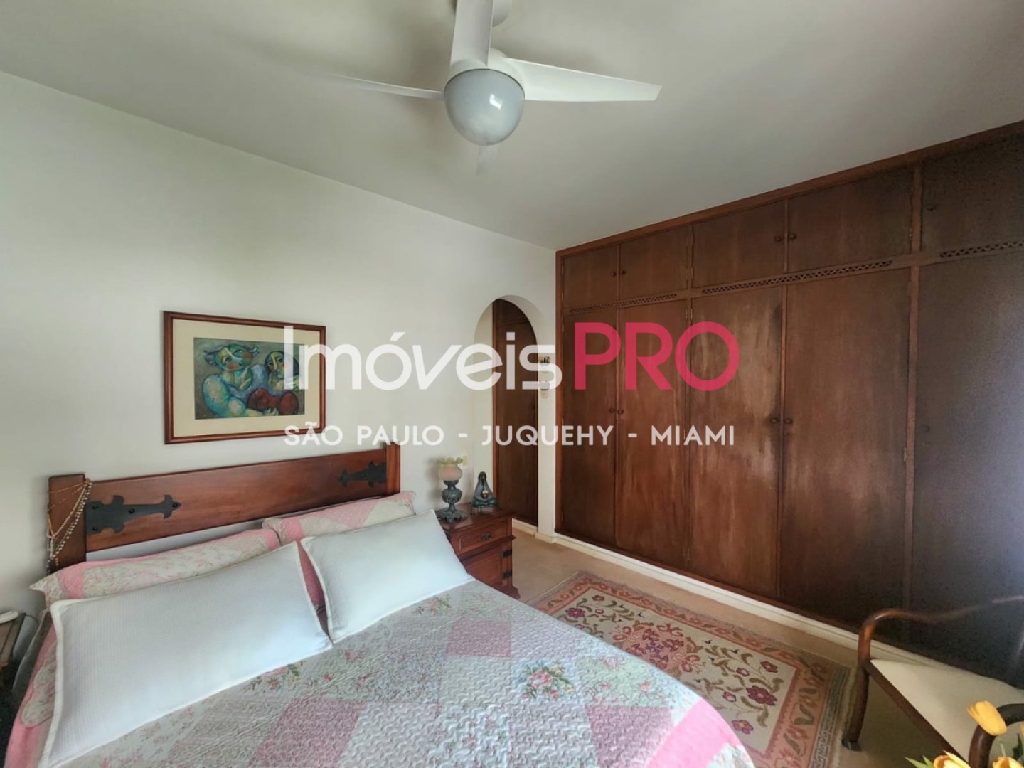 Foto :: https://assets.imoveispro.com.br/thumb/IP39342/apartamento-venda-real-parque_IP39342_17_1920x1080.jpg?