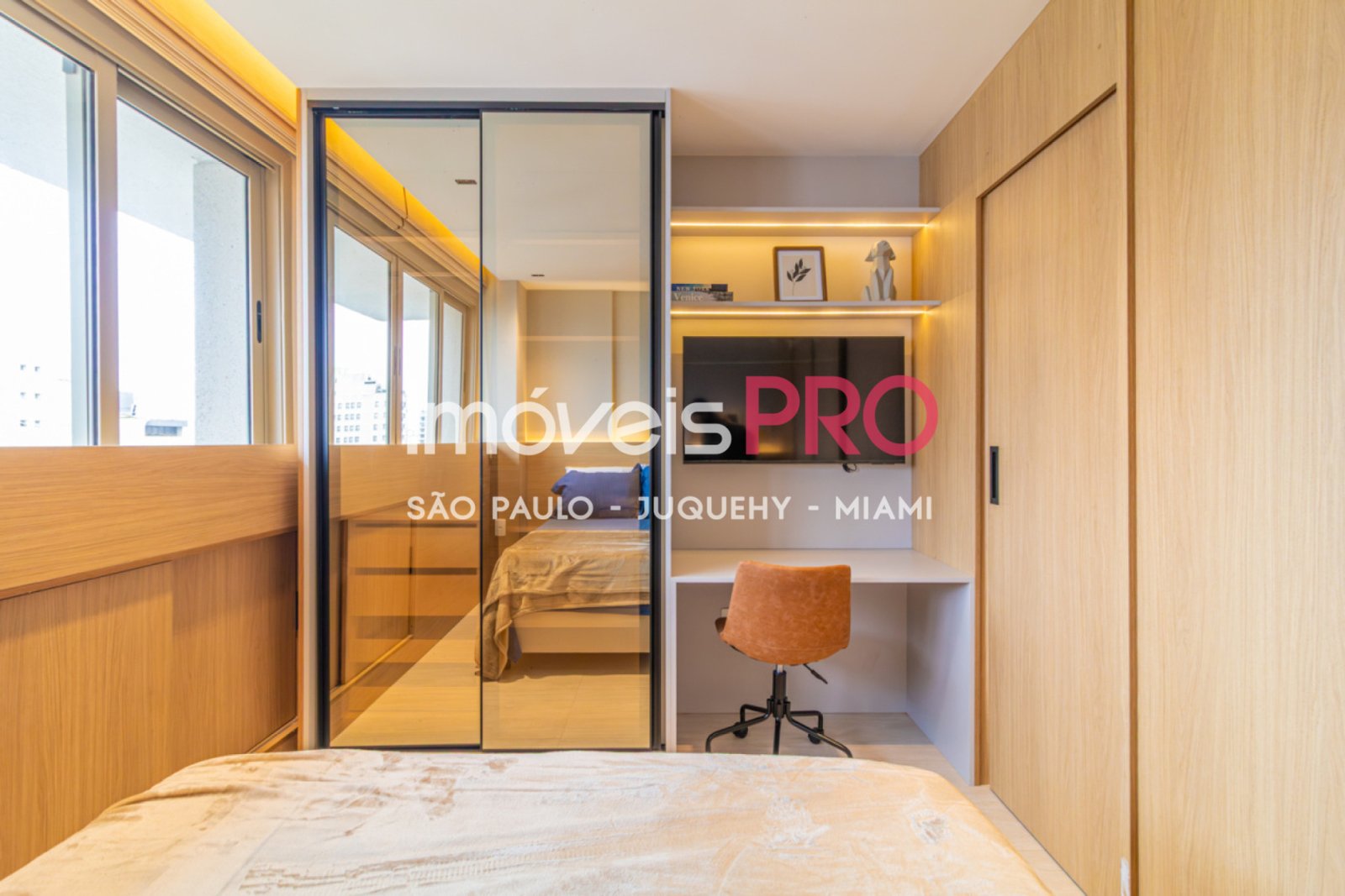 Foto :: https://assets.imoveispro.com.br/thumb/IP39343/studio-aluguel-moema_IP39343_17_1920x1080.jpg?