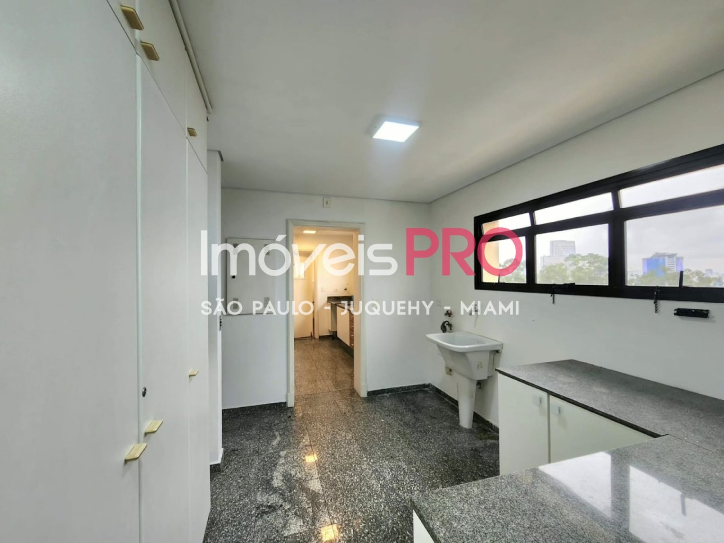 Foto :: IP39345