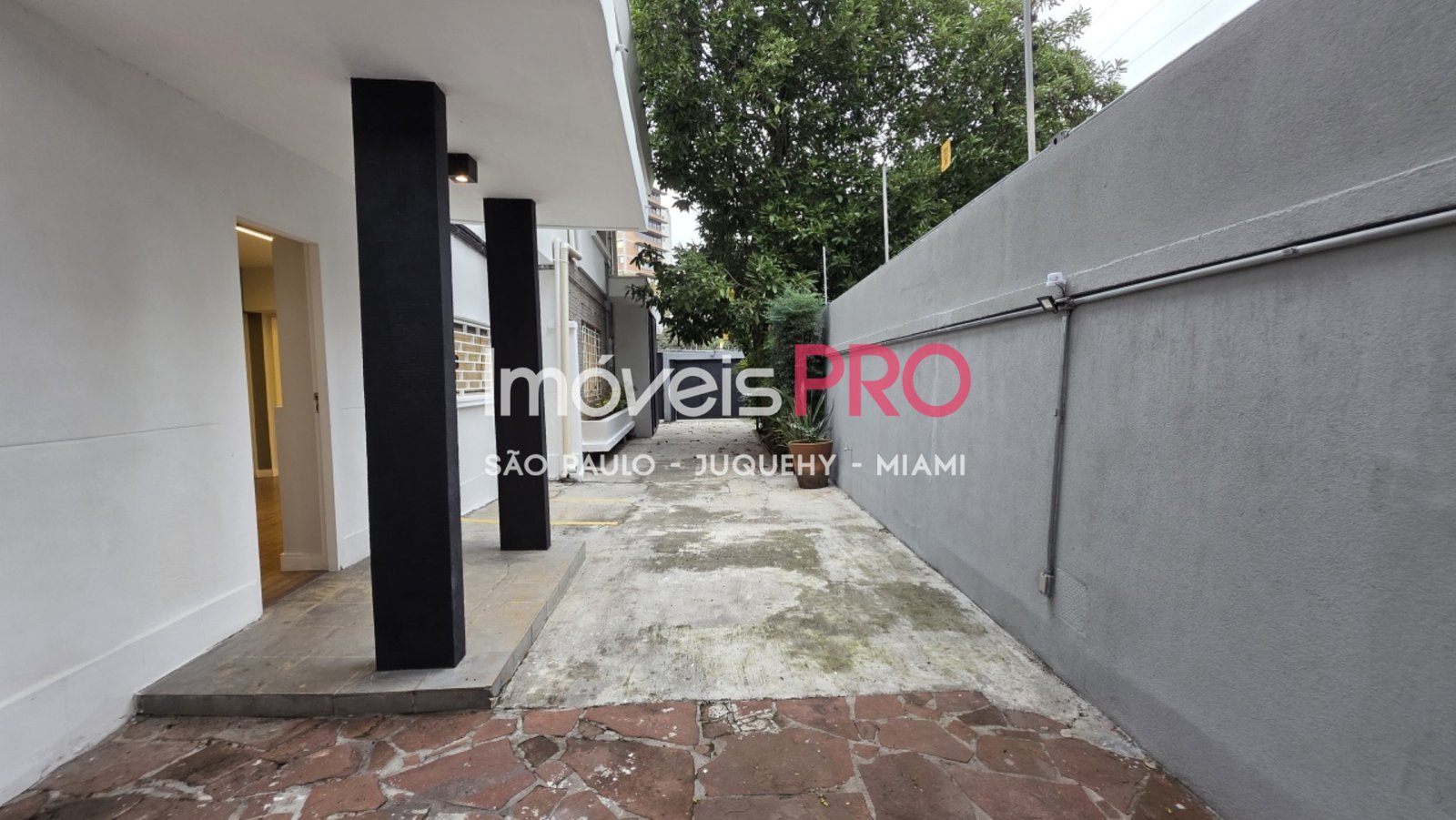 Foto :: https://assets.imoveispro.com.br/thumb/IP39349/comercial-aluguel-jardim-america_IP39349_17_1920x1080.jpg?