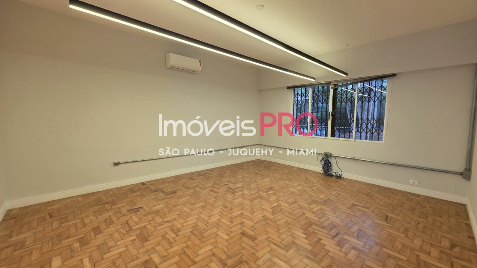Foto :: https://assets.imoveispro.com.br/thumb/IP39349/comercial-aluguel-jardim-america_IP39349_29_1920x1080.jpg?