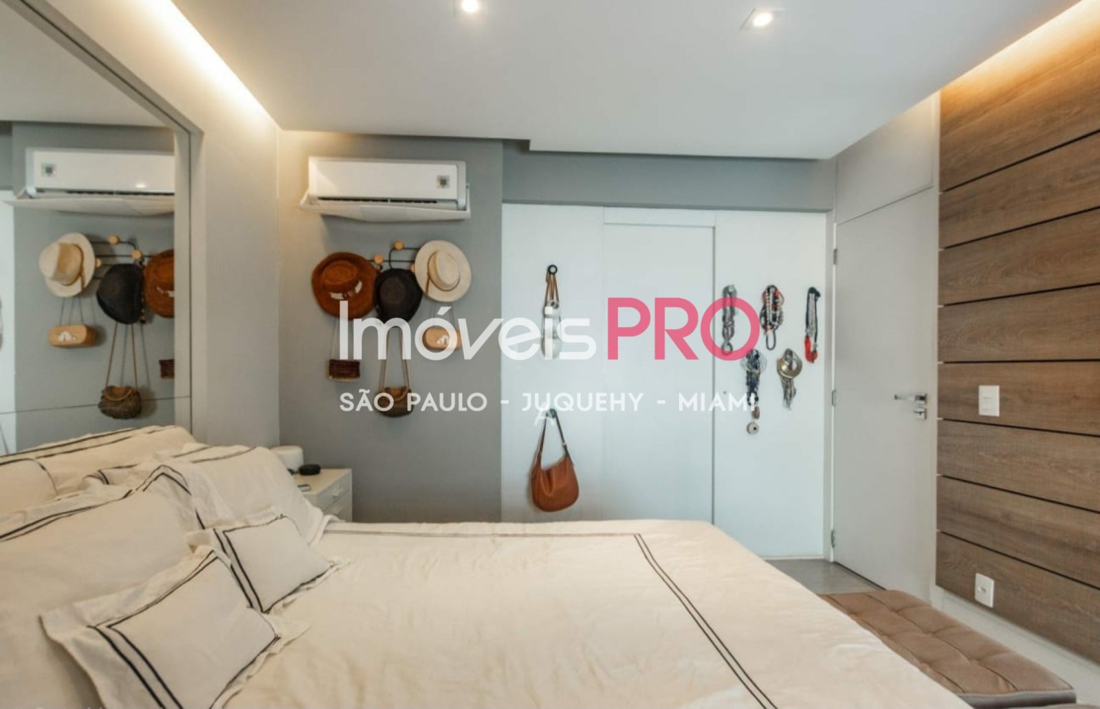 Foto :: IP39350