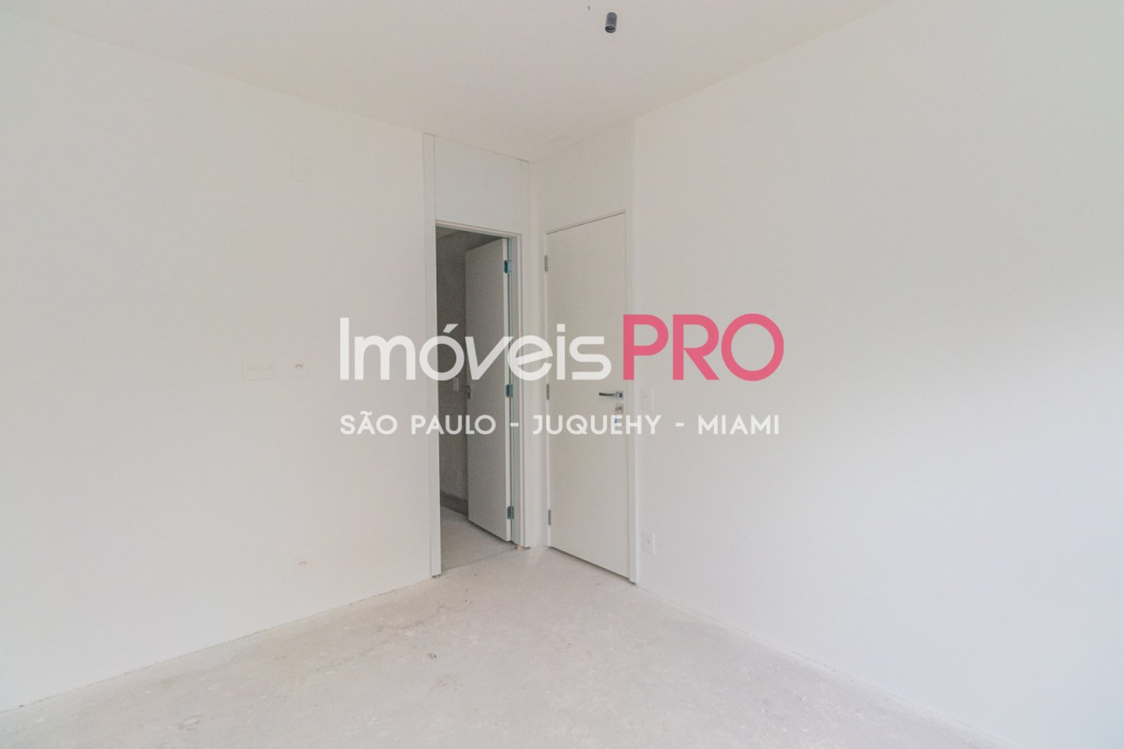 Foto :: IP39357