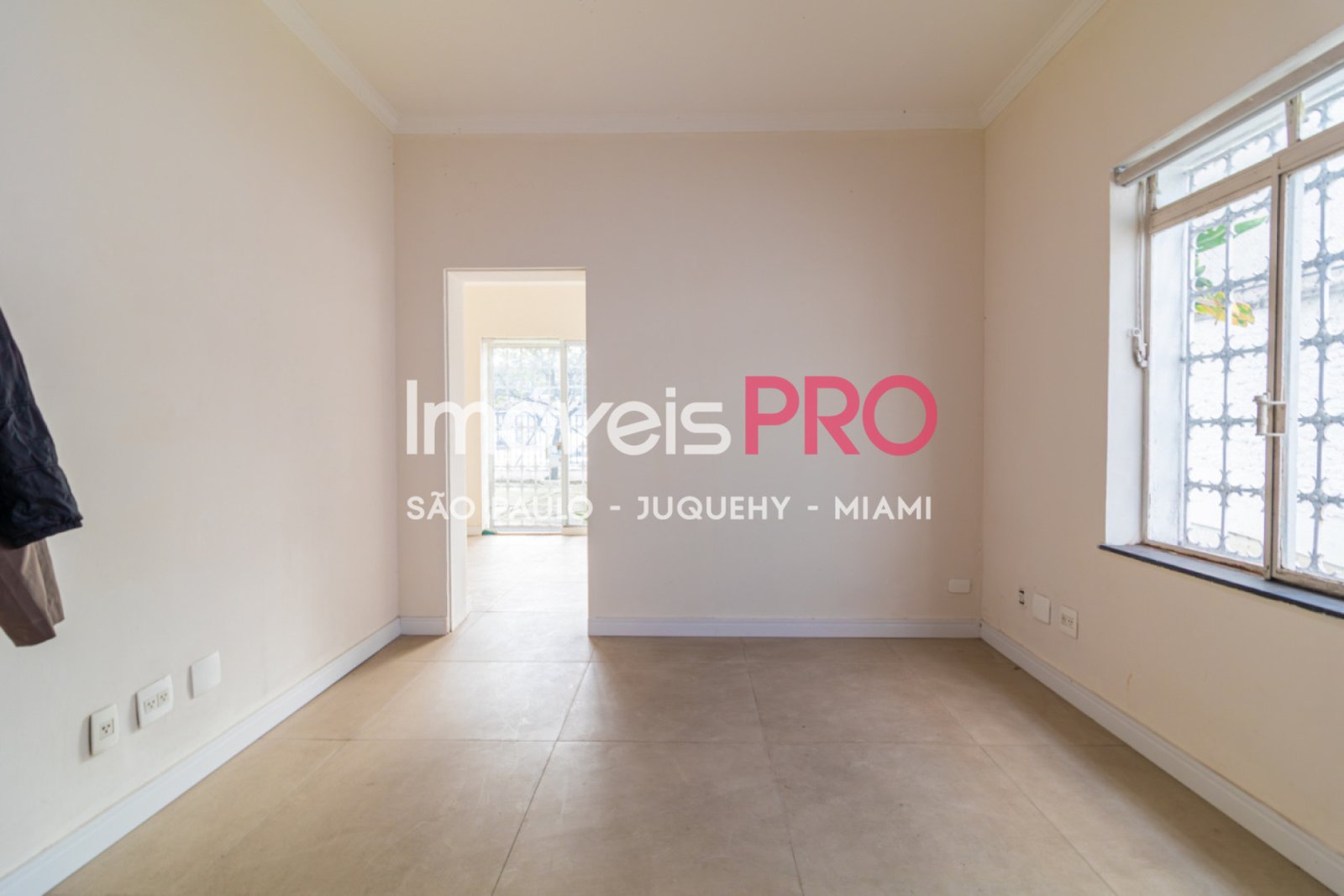 Foto :: https://assets.imoveispro.com.br/thumb/IP39367/casa-venda-jardim-paulista_IP39367_23_1920x1080.jpg?