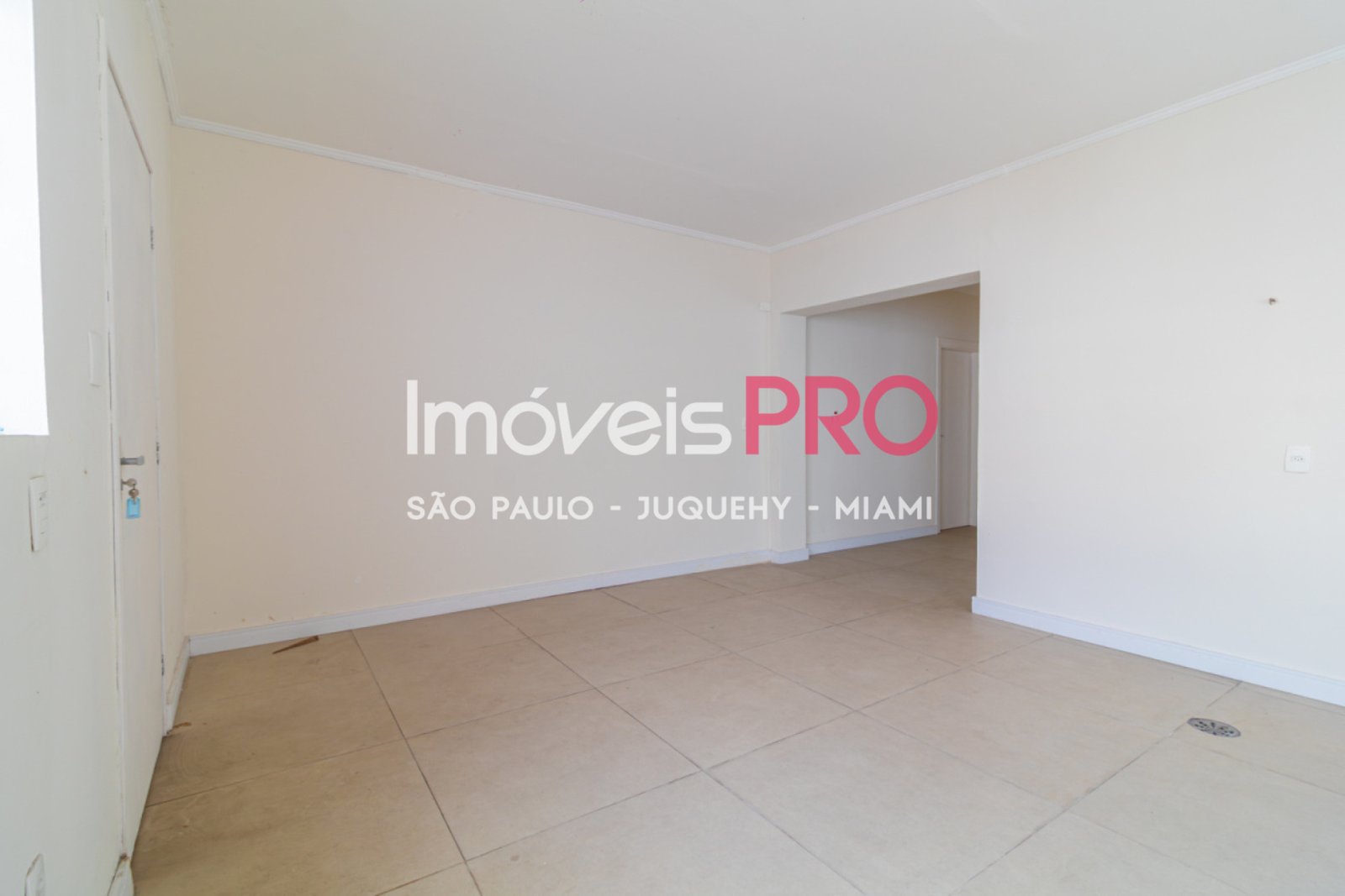 Foto :: https://assets.imoveispro.com.br/thumb/IP39367/casa-venda-jardim-paulista_IP39367_29_1920x1080.jpg?
