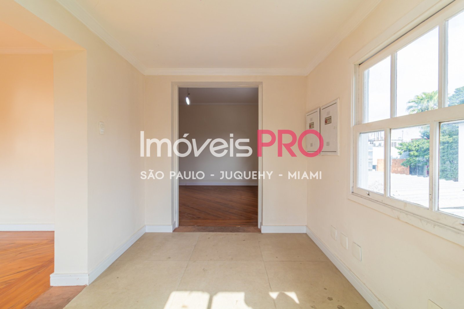 Foto :: https://assets.imoveispro.com.br/thumb/IP39367/casa-venda-jardim-paulista_IP39367_59_1920x1080.jpg?