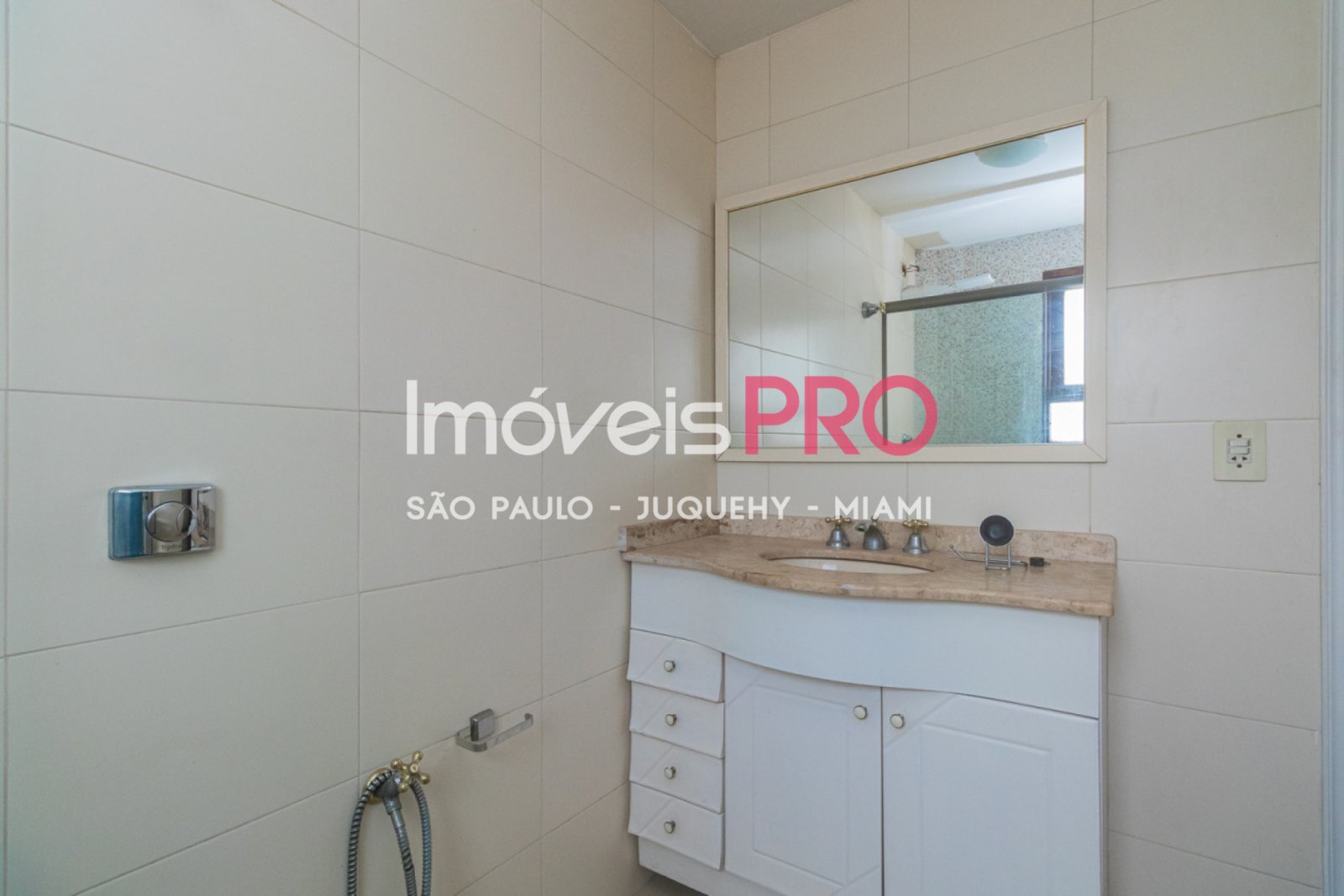 Foto :: IP39368