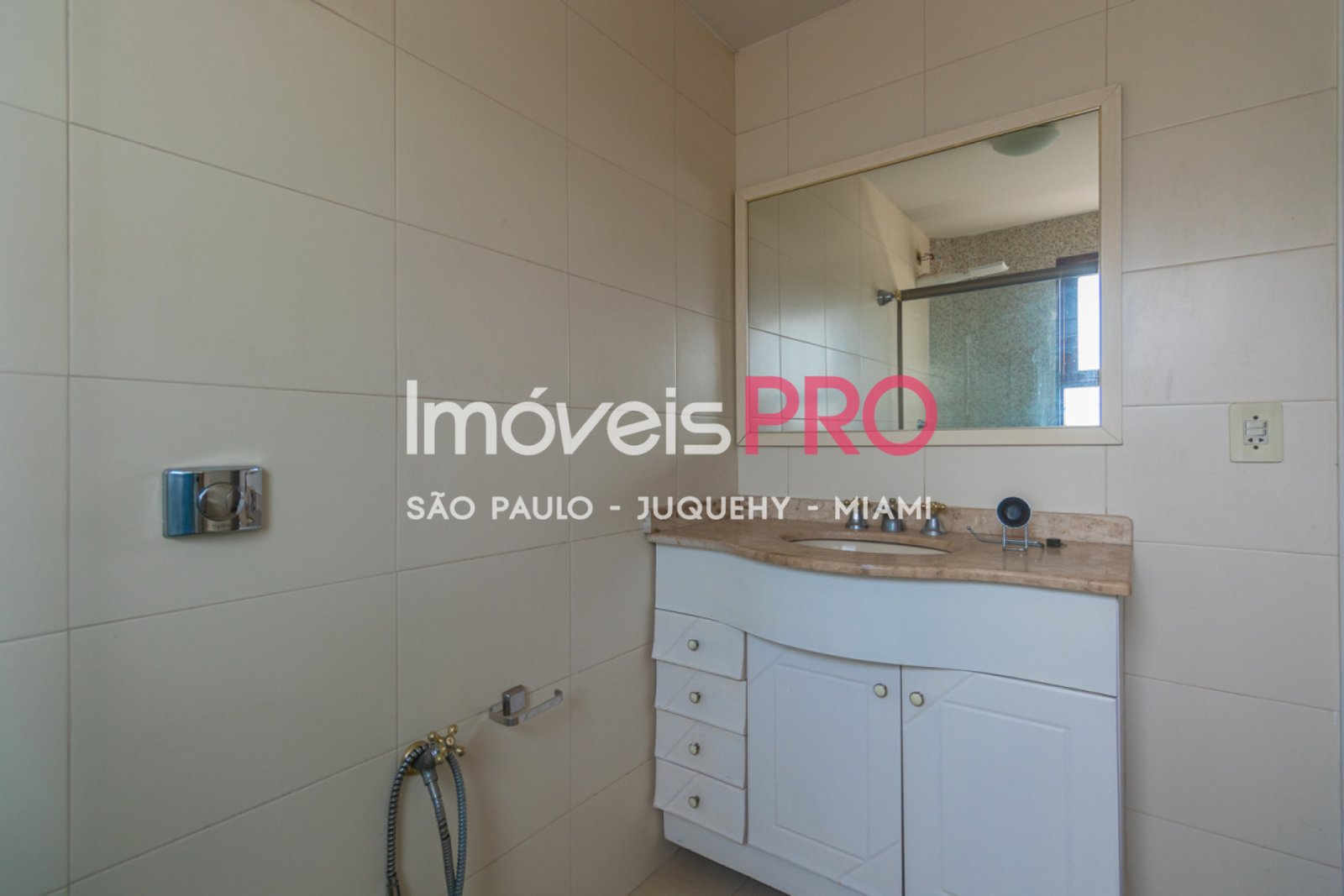 Foto :: https://assets.imoveispro.com.br/thumb/IP39368/apartamento-aluguel-moema-indios_IP39368_17_1920x1080.jpg?