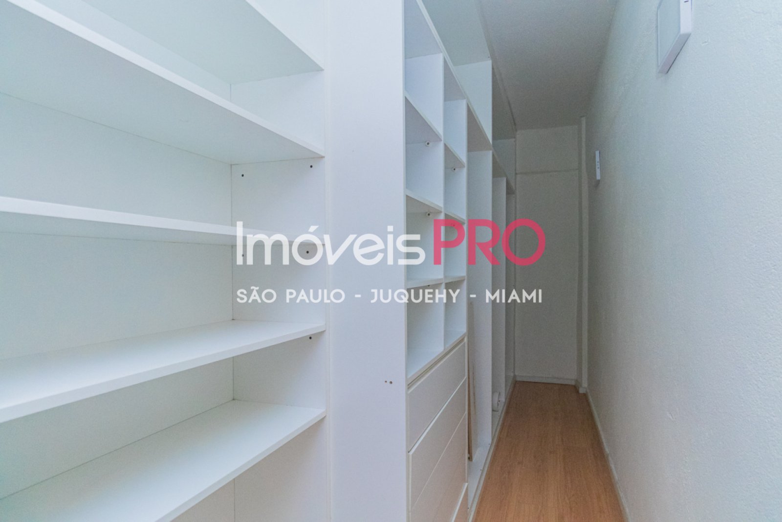 Foto :: IP39368