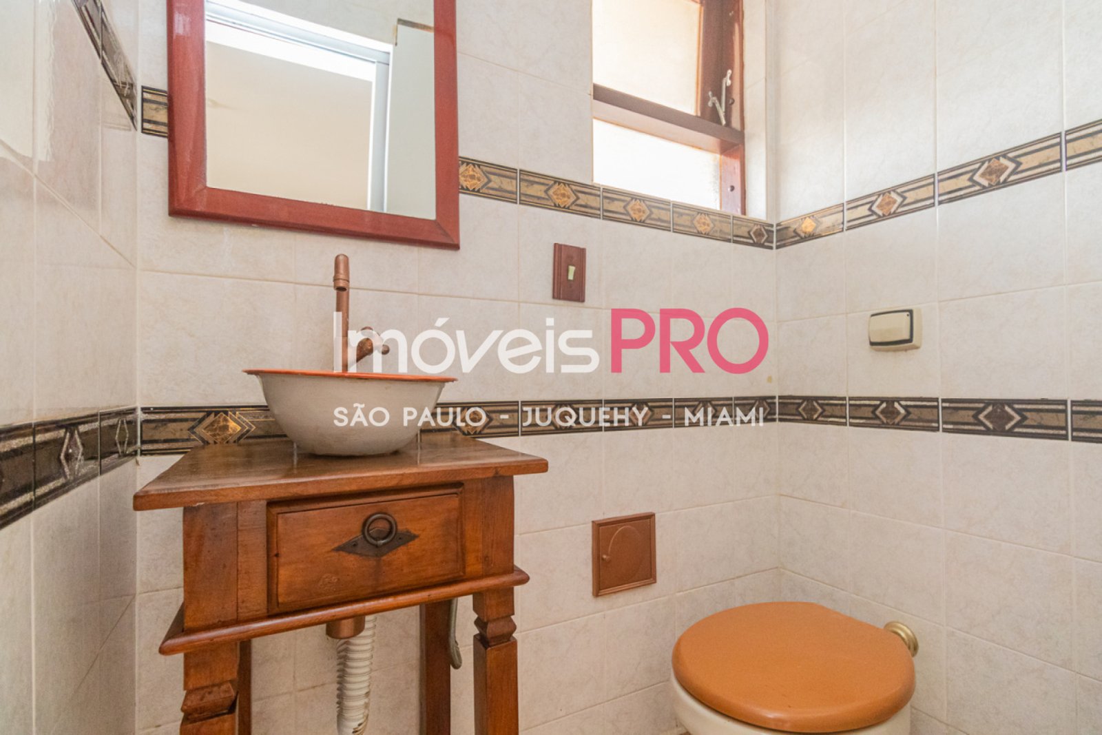 Foto :: IP39368