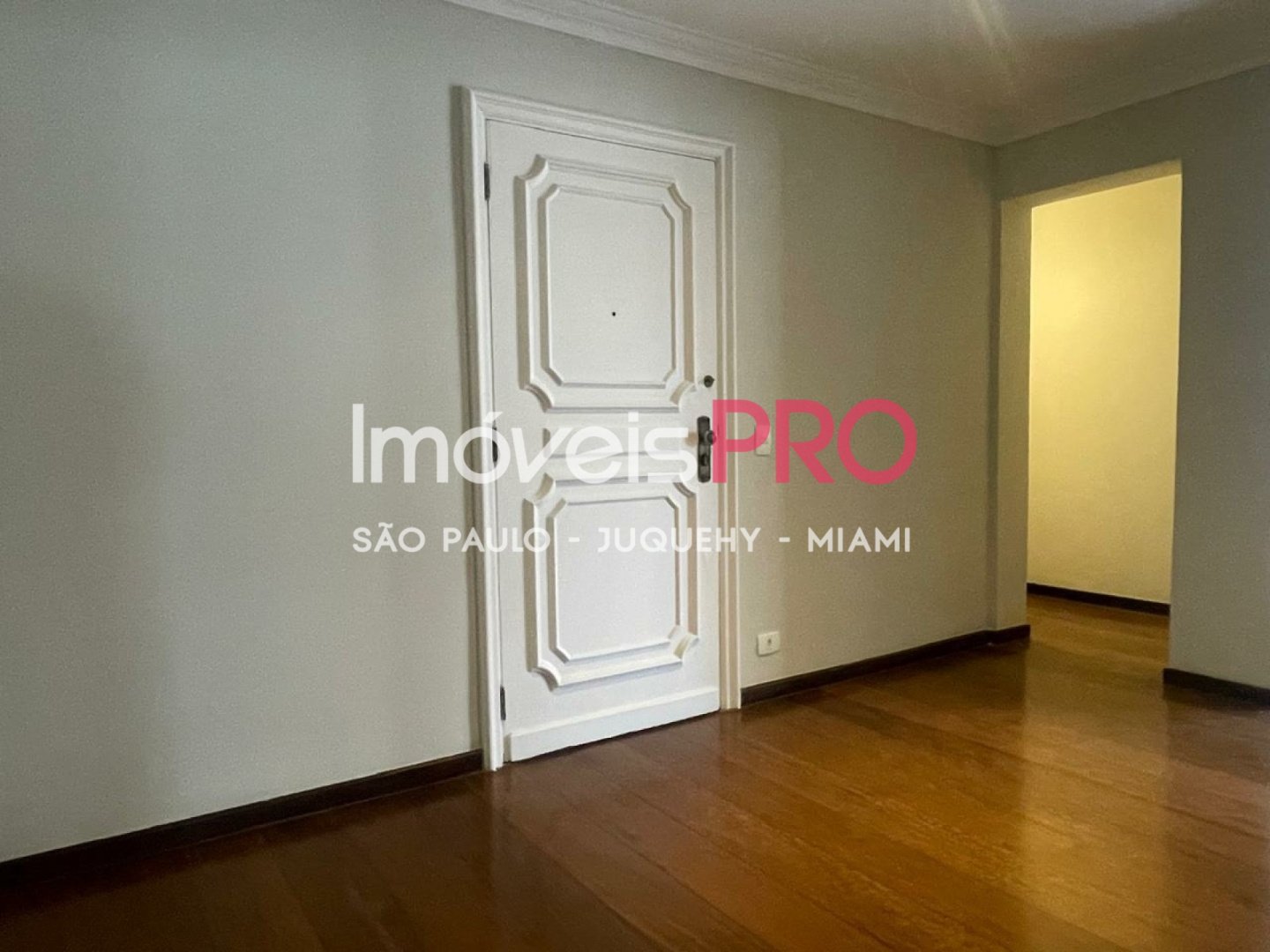 Foto :: IP39370