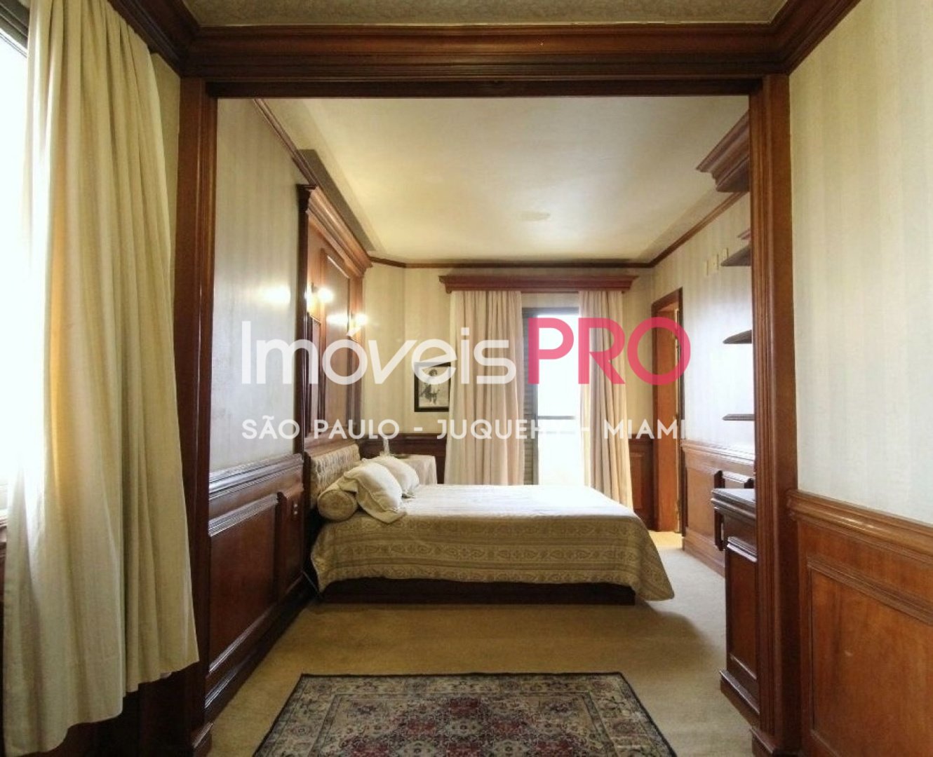 Foto :: IP39372