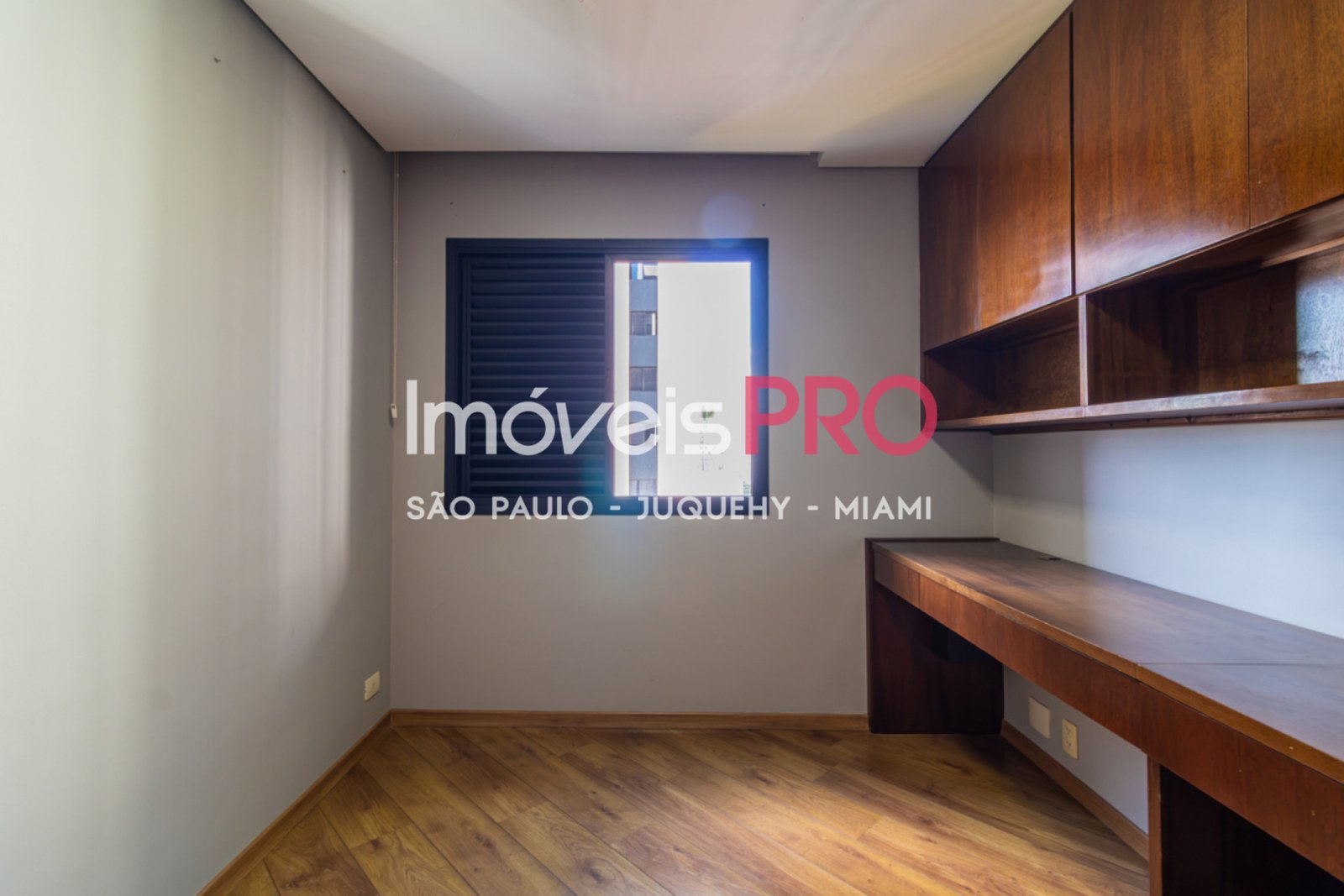 Foto :: IP39384