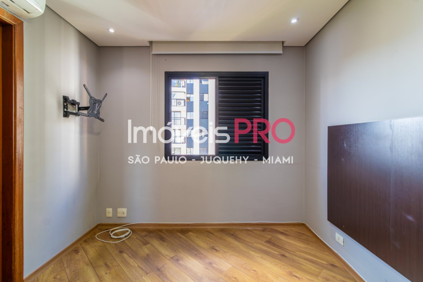 Foto :: IP39384