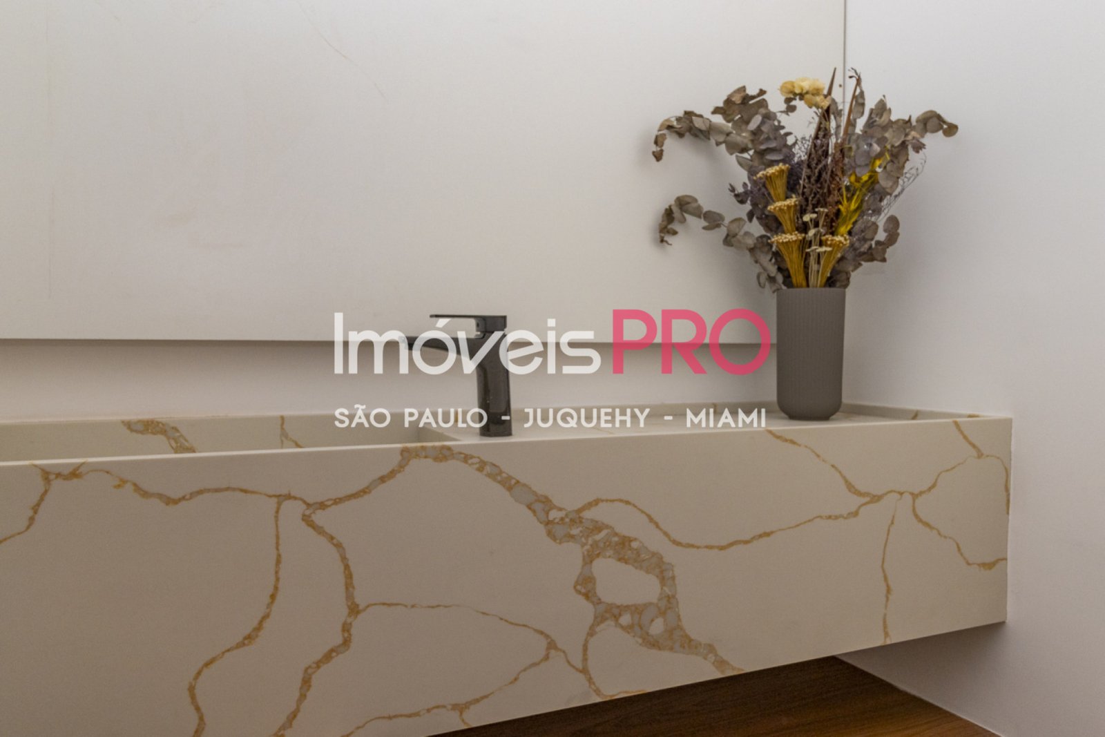 Foto :: IP39386