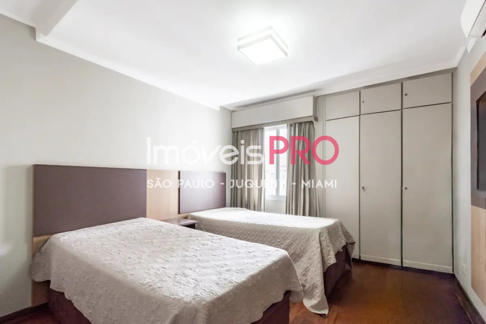 Foto :: IP39392