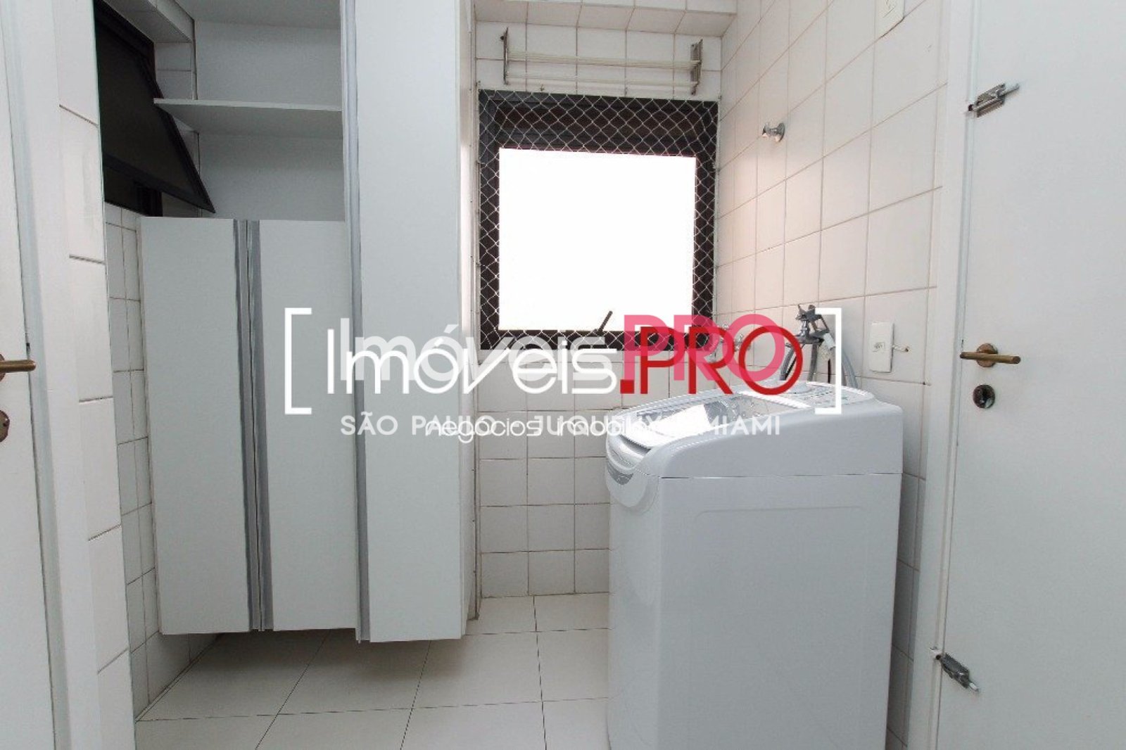 Foto :: https://assets.imoveispro.com.br/thumb/IP394/apartamento-aluguel-moema-indios_IP394_23_1920x1080.jpg?