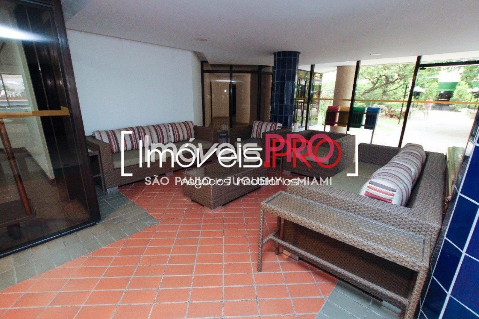 Foto :: https://assets.imoveispro.com.br/thumb/IP394/apartamento-aluguel-moema-indios_IP394_29_1920x1080.jpg?