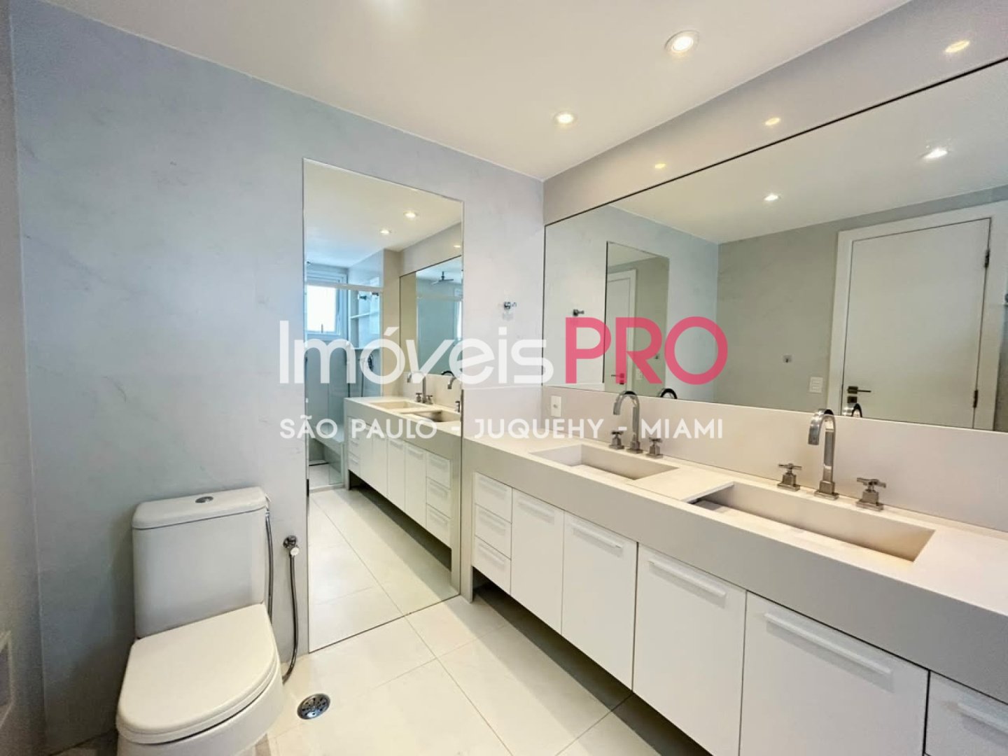Foto :: IP39401