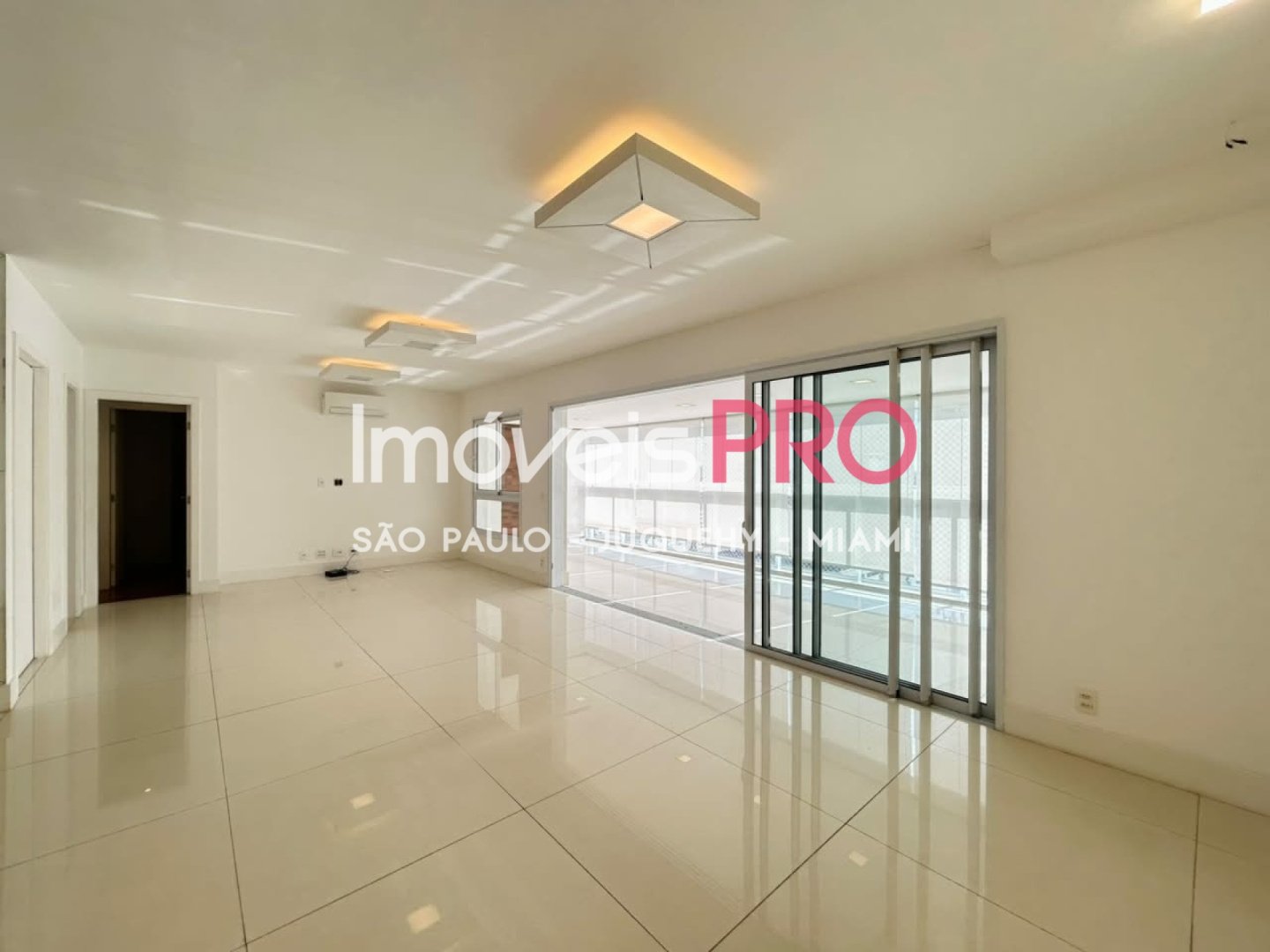 Foto :: IP39401