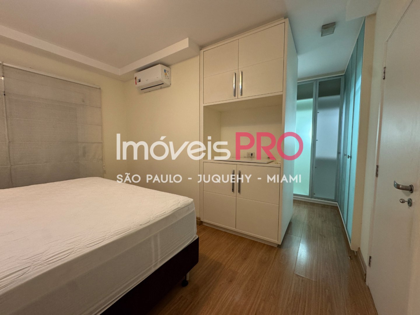 Foto :: IP39404