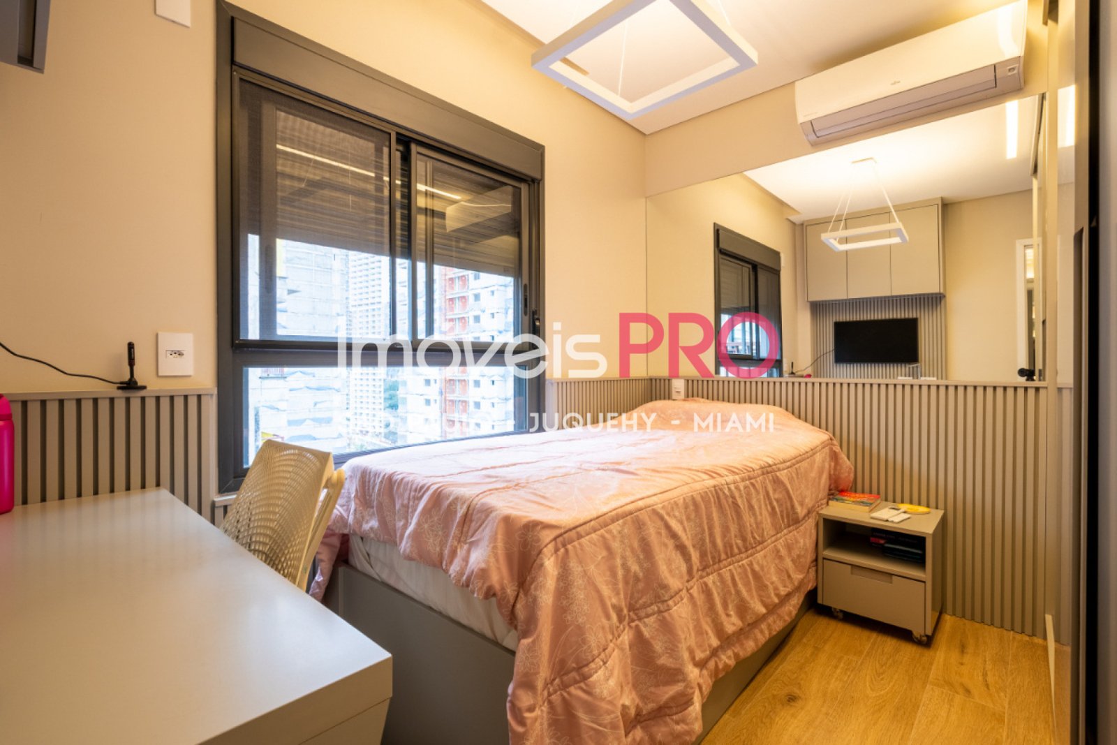 Foto :: https://assets.imoveispro.com.br/thumb/IP39411/apartamento-venda-brooklin_IP39411_35_1920x1080.jpg?