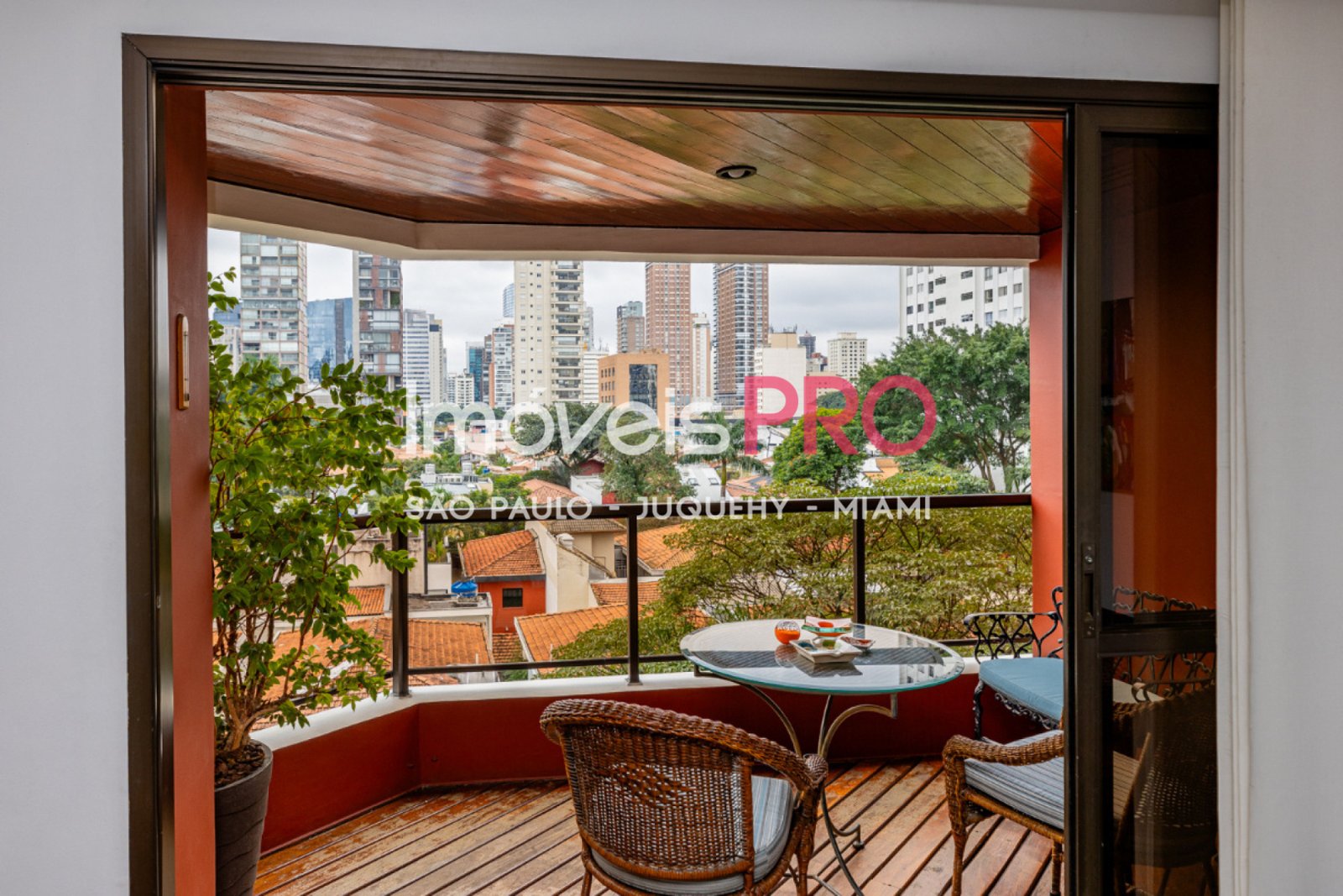 Foto :: https://assets.imoveispro.com.br/thumb/IP39414/apartamento-venda-vila-nova-conceicao_IP39414_11_1920x1080.jpg?