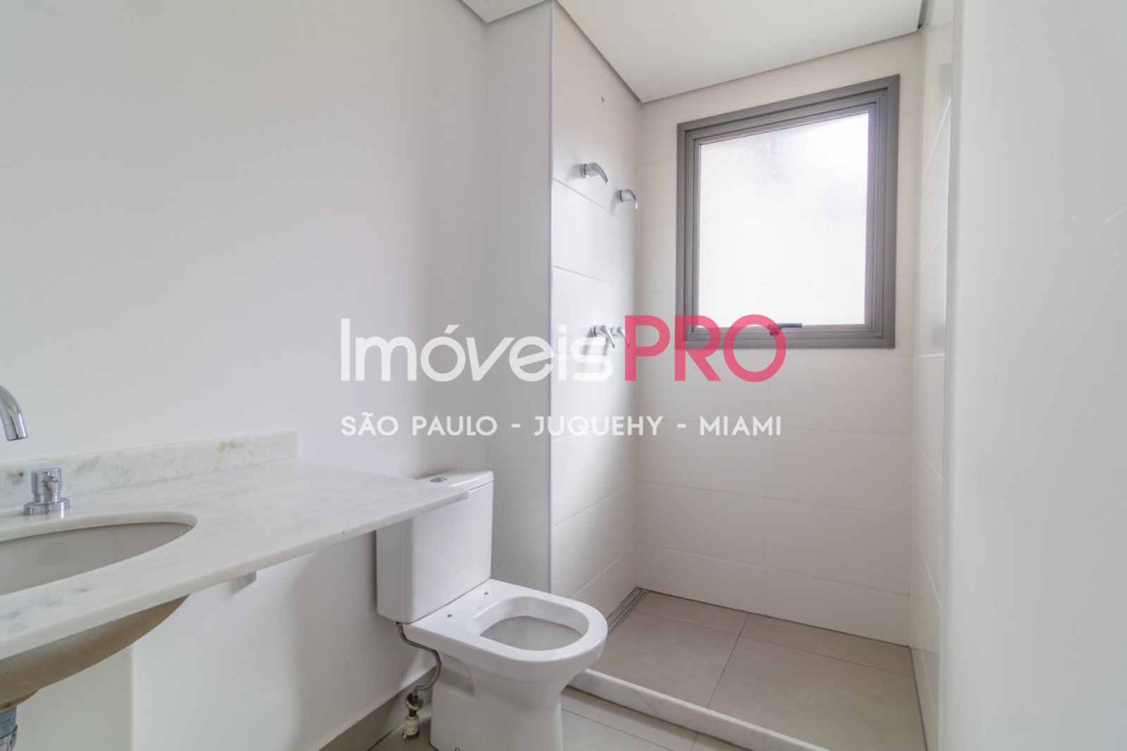 Foto :: IP39417