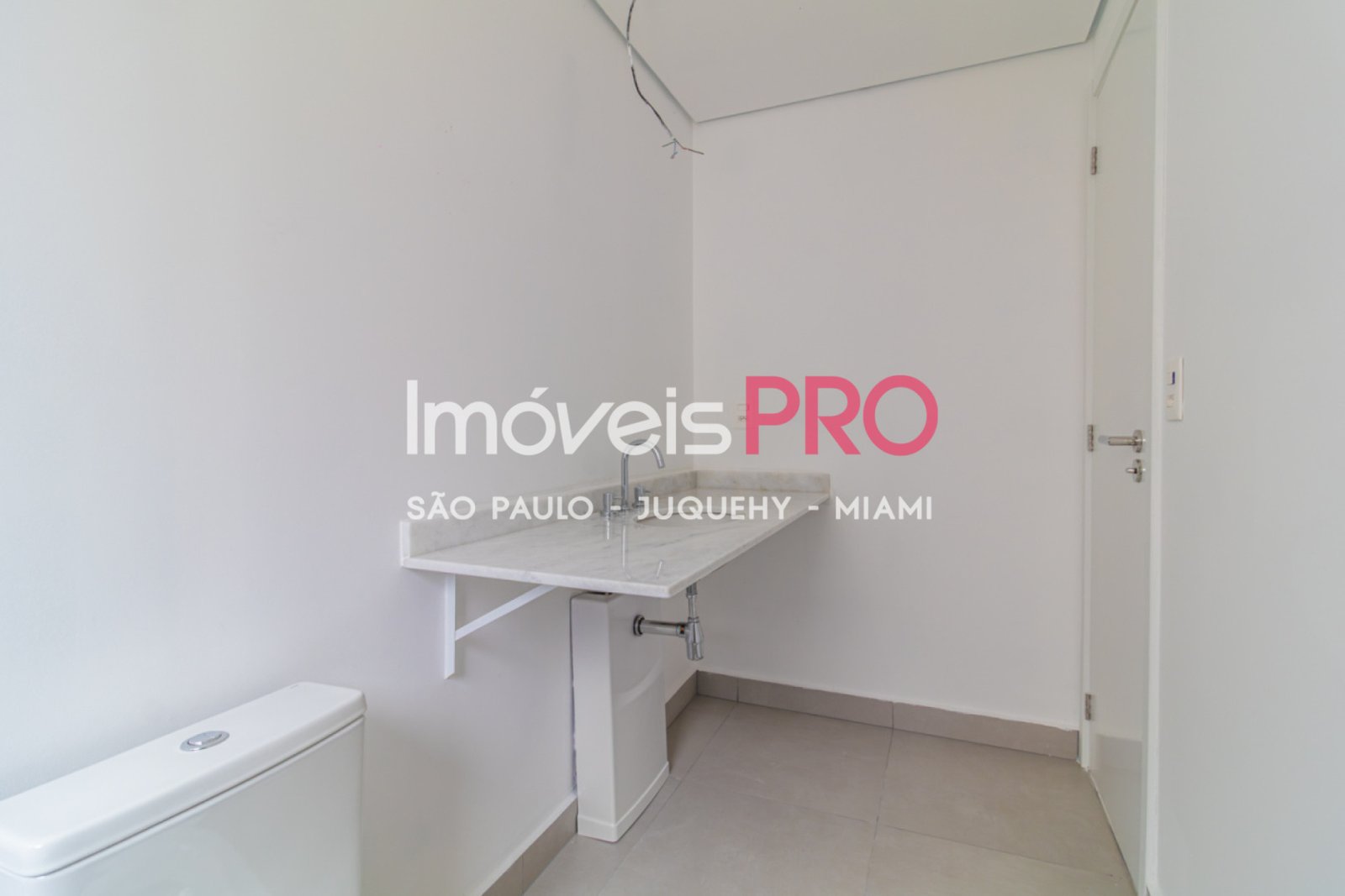 Foto :: IP39417