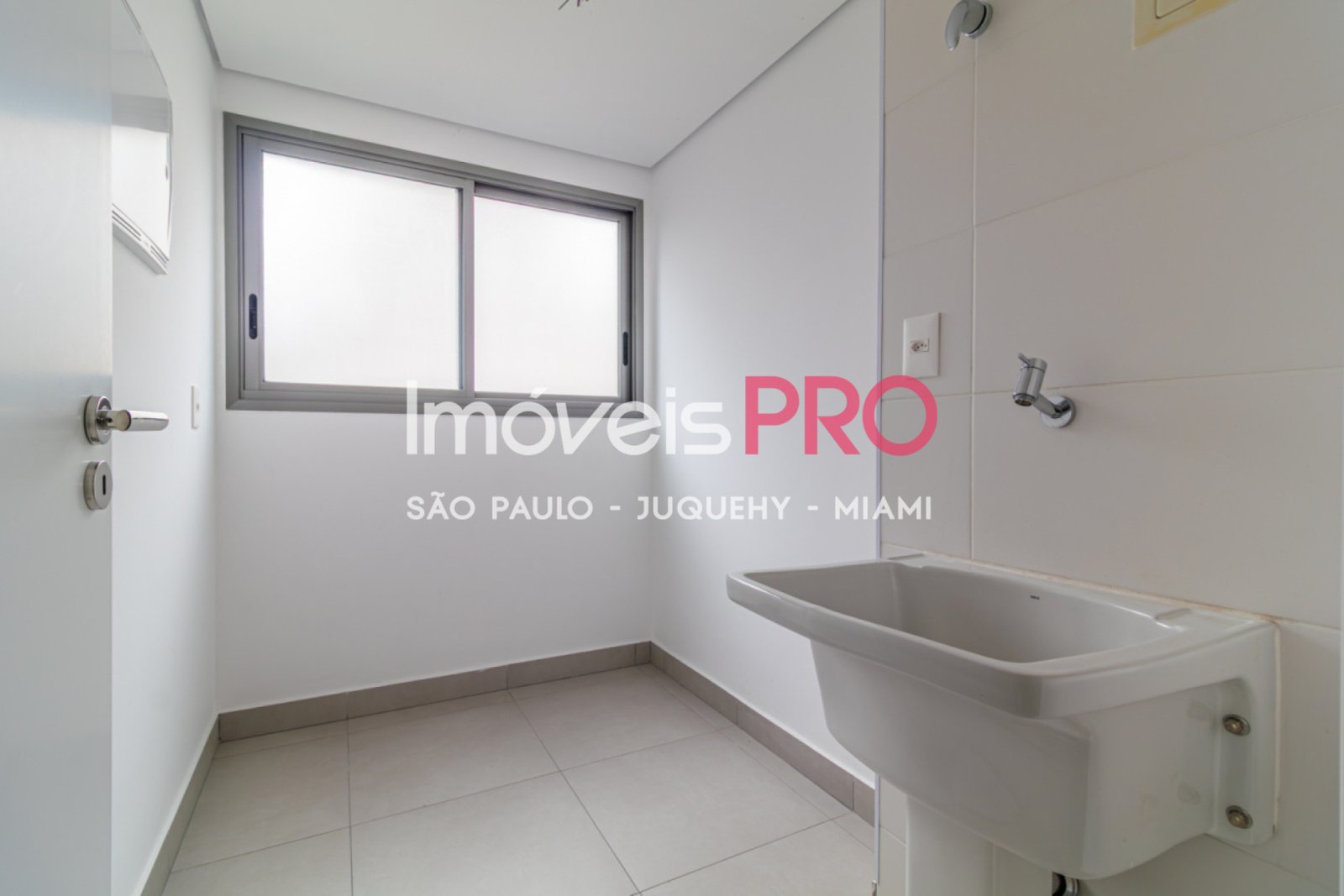Foto :: IP39417