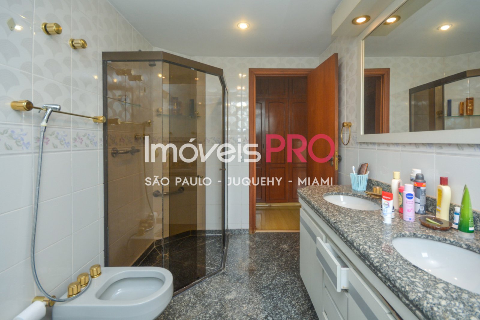 Foto :: https://assets.imoveispro.com.br/thumb/IP39423/apartamento-venda-vila-mariana_IP39423_11_1920x1080.jpg?
