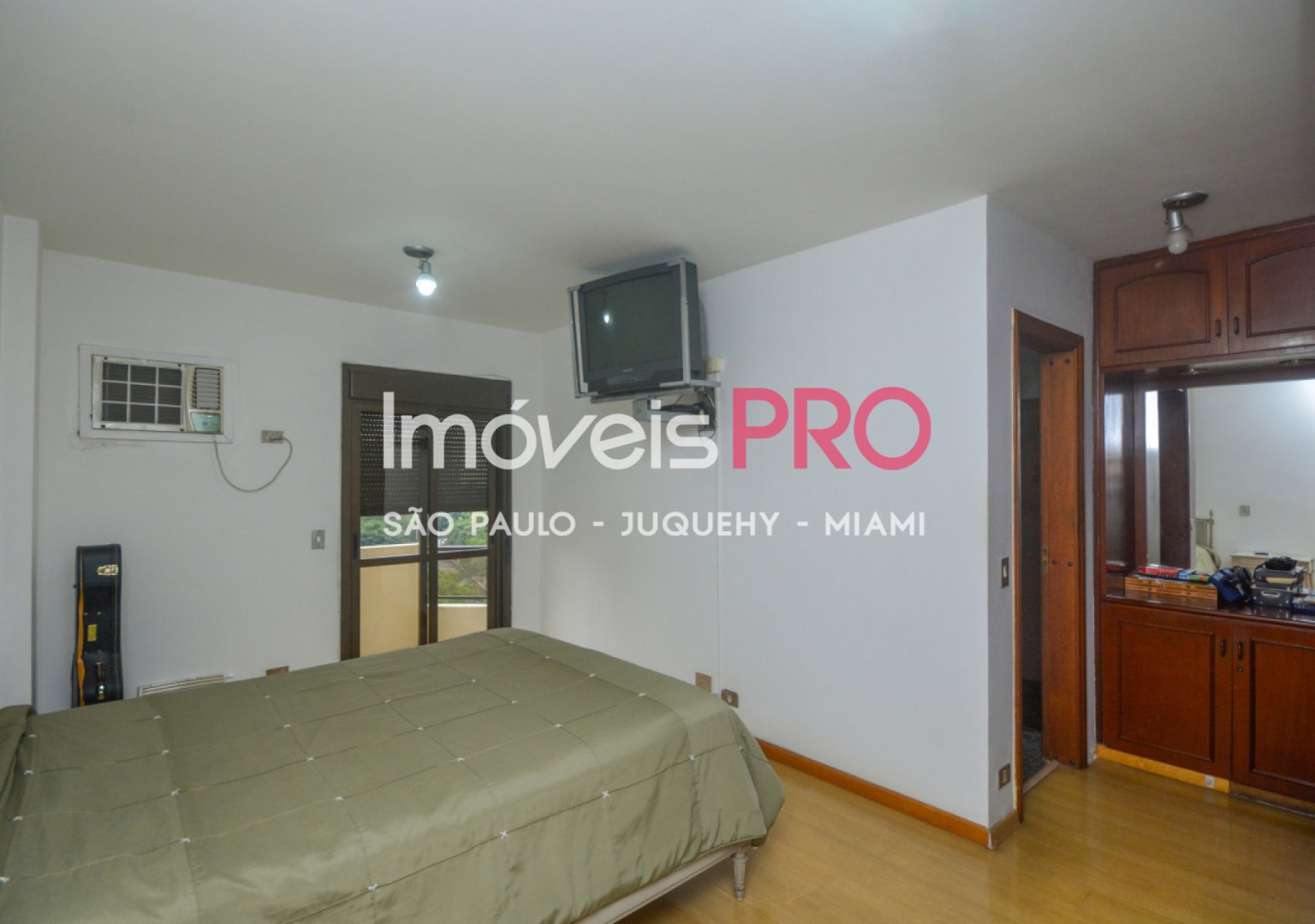 Foto :: IP39423