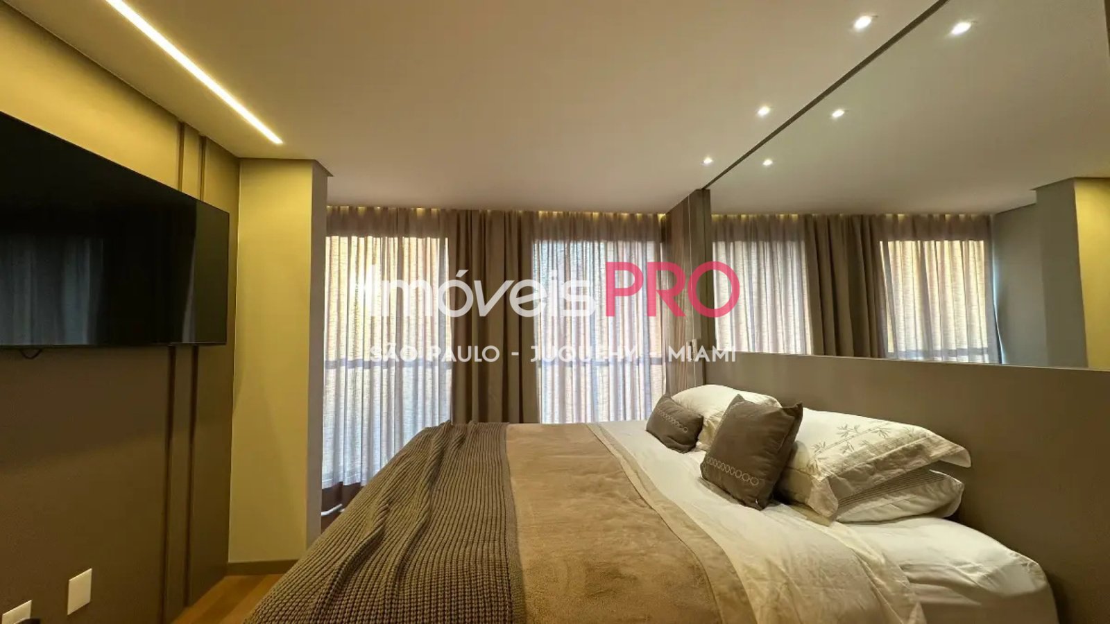 Foto :: IP39429