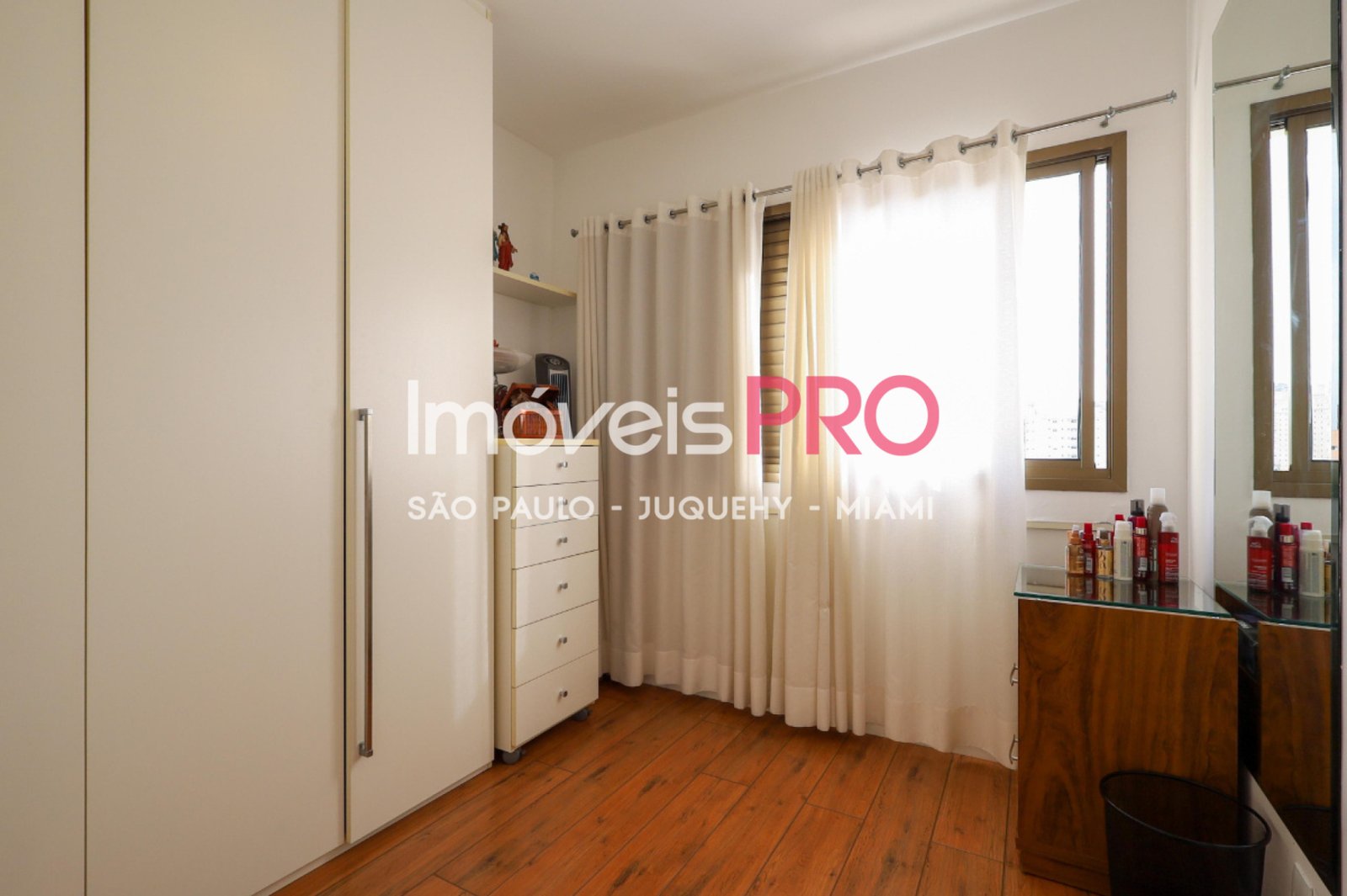 Foto :: IP39449