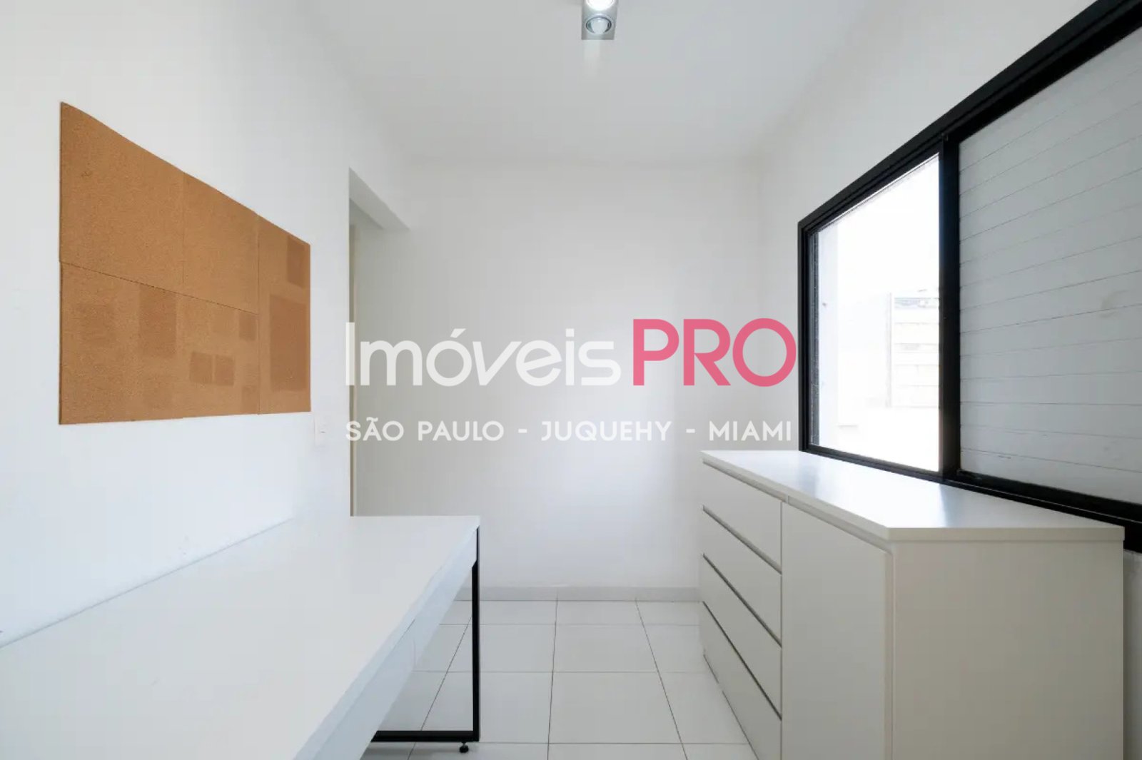 Foto :: https://assets.imoveispro.com.br/thumb/IP39451/apartamento-venda-vila-olimpia_IP39451_17_1920x1080.jpg?