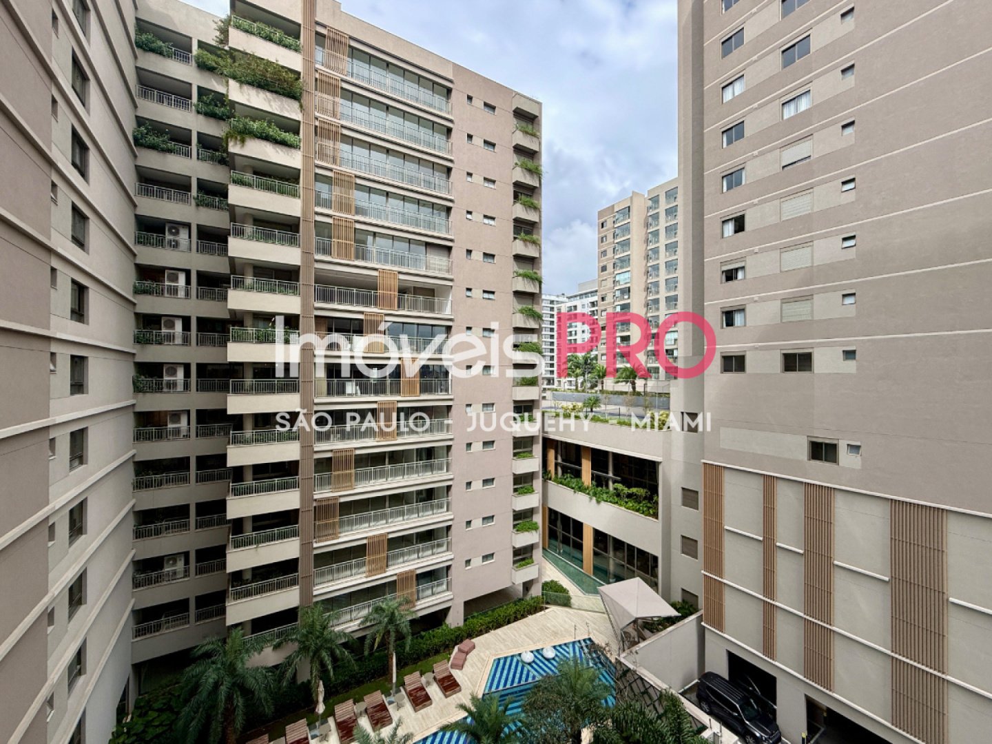 Foto :: https://assets.imoveispro.com.br/thumb/IP39466/apartamento-venda-moema_IP39466_29_1920x1080.jpg?