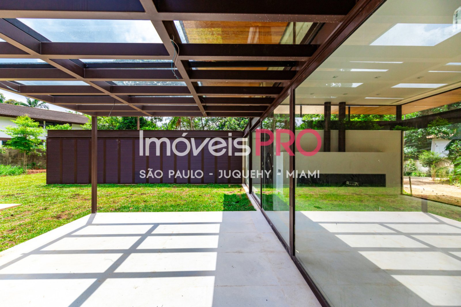 Foto :: IP39476