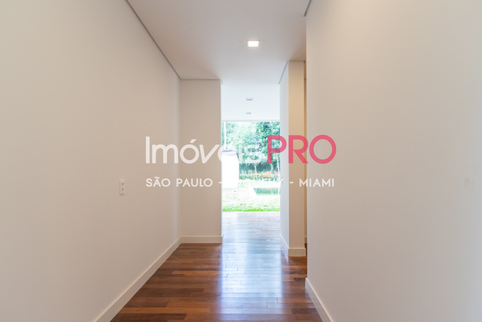 Foto :: IP39476