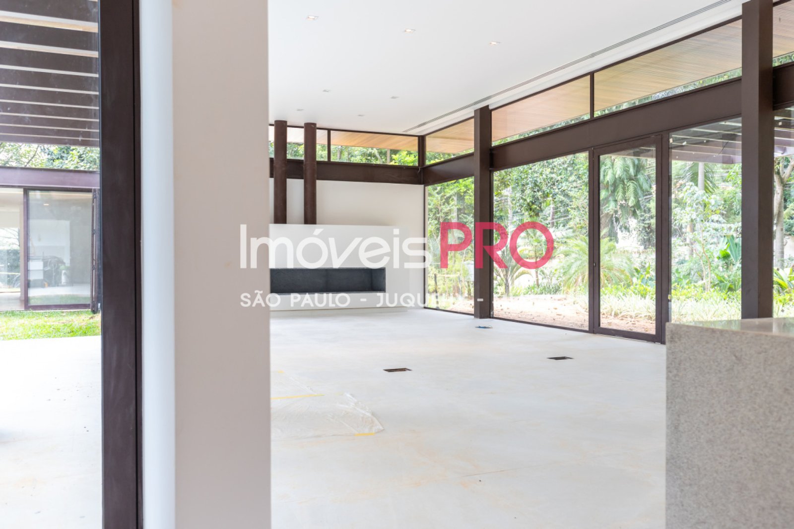 Foto :: IP39476