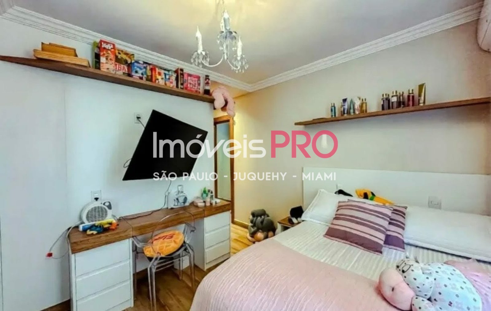 Foto :: IP39478