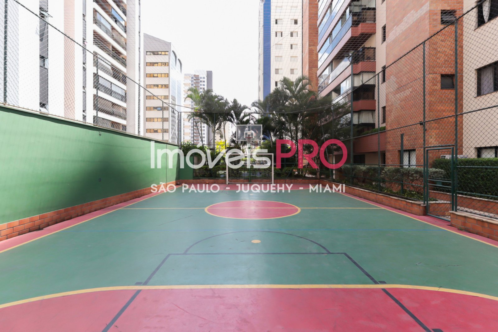 Foto :: https://assets.imoveispro.com.br/thumb/IP39480/apartamento-venda-brooklin_IP39480_41_1920x1080.jpg?
