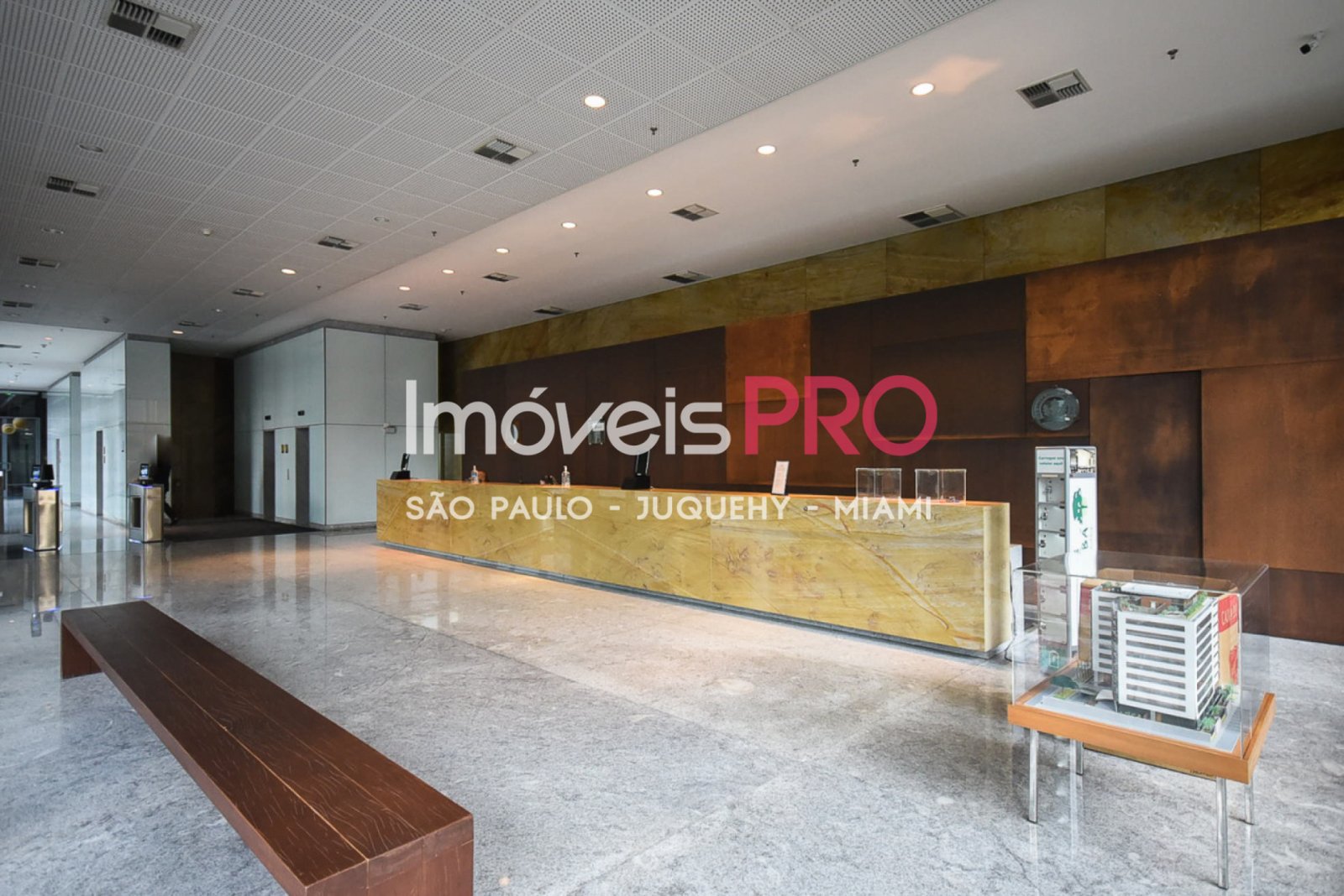 Foto :: https://assets.imoveispro.com.br/thumb/IP39484/conj-comercial-aluguel-brooklin_IP39484_17_1920x1080.jpg?