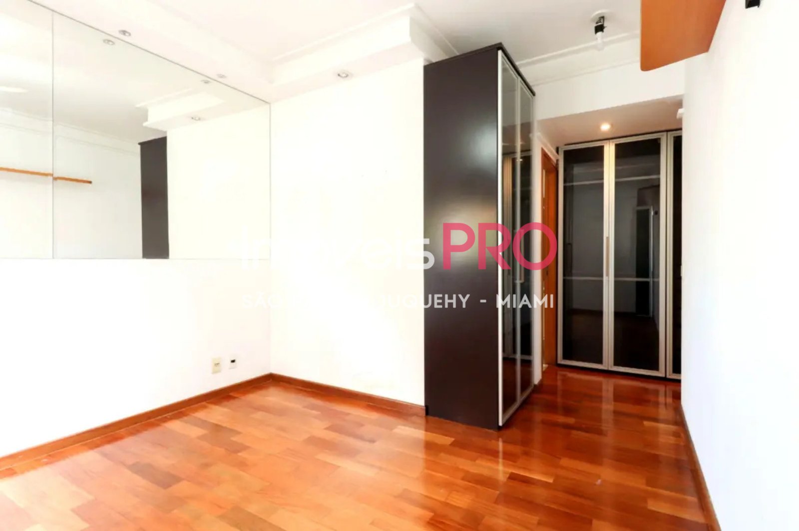 Foto :: IP39485