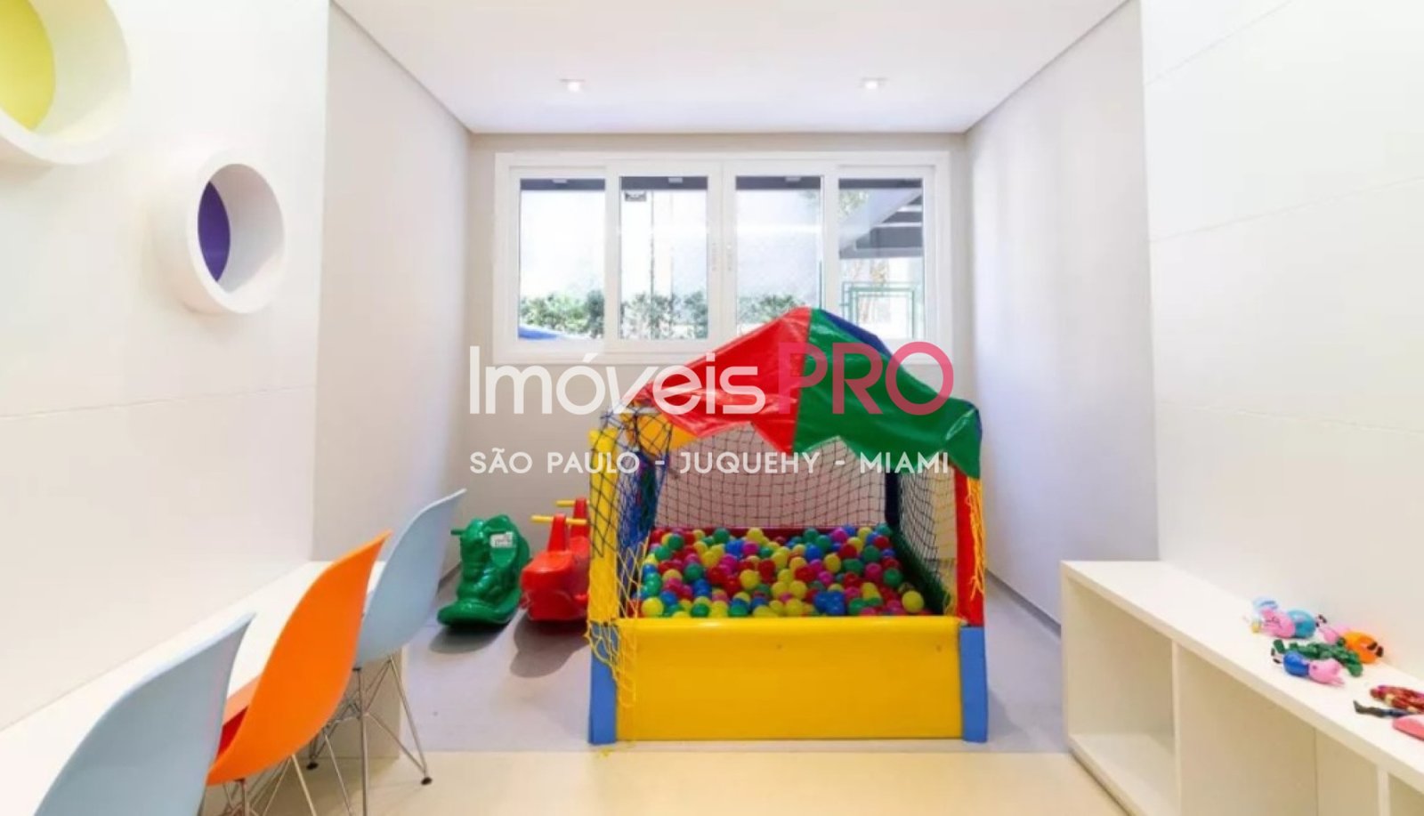 Foto :: IP39487